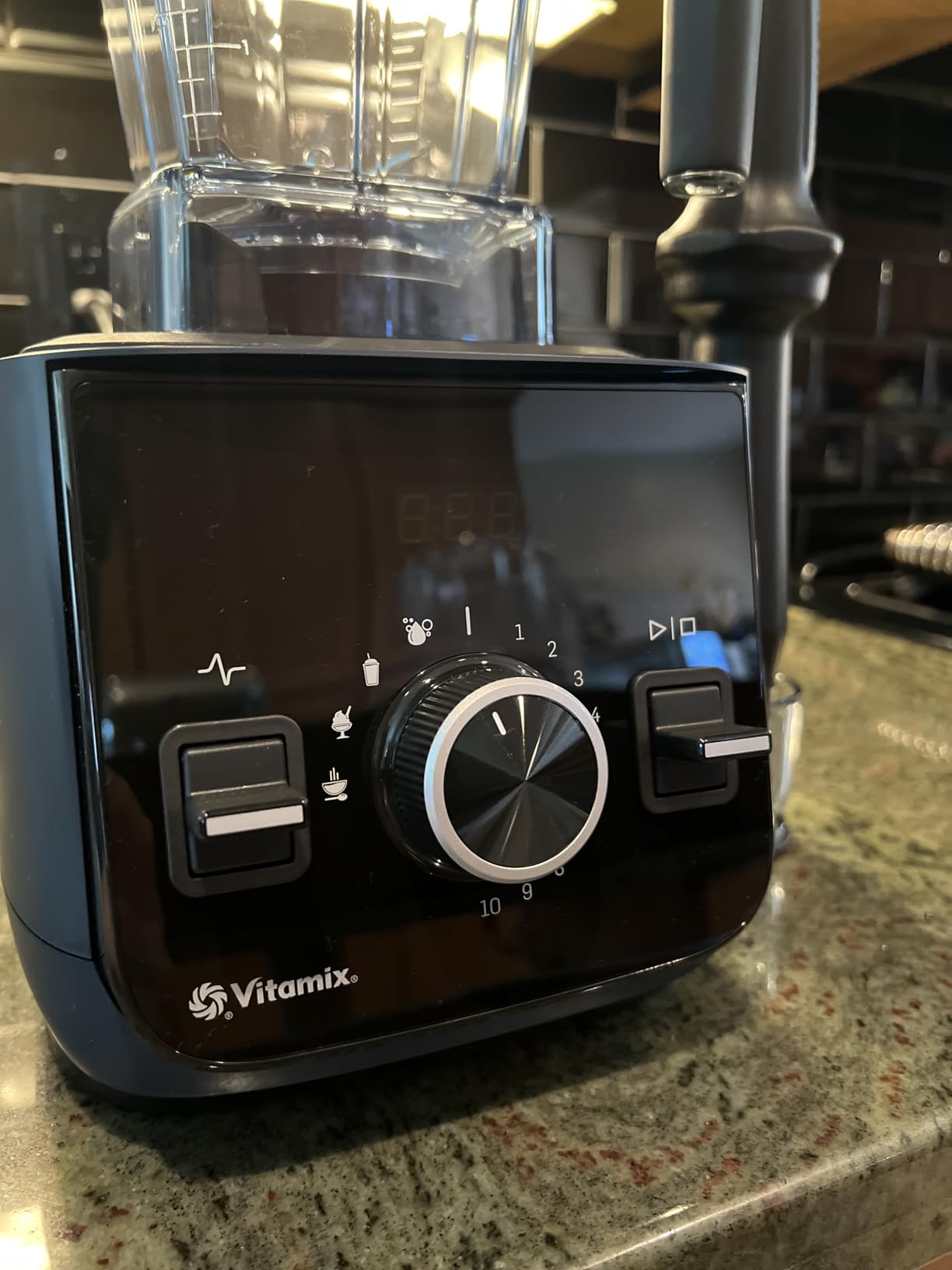 Vitamix Ascent X2 Blender, Three Blending Programs, Self-Cleaning Program, 48 Oz Container, Midnight Blue customer photo 2