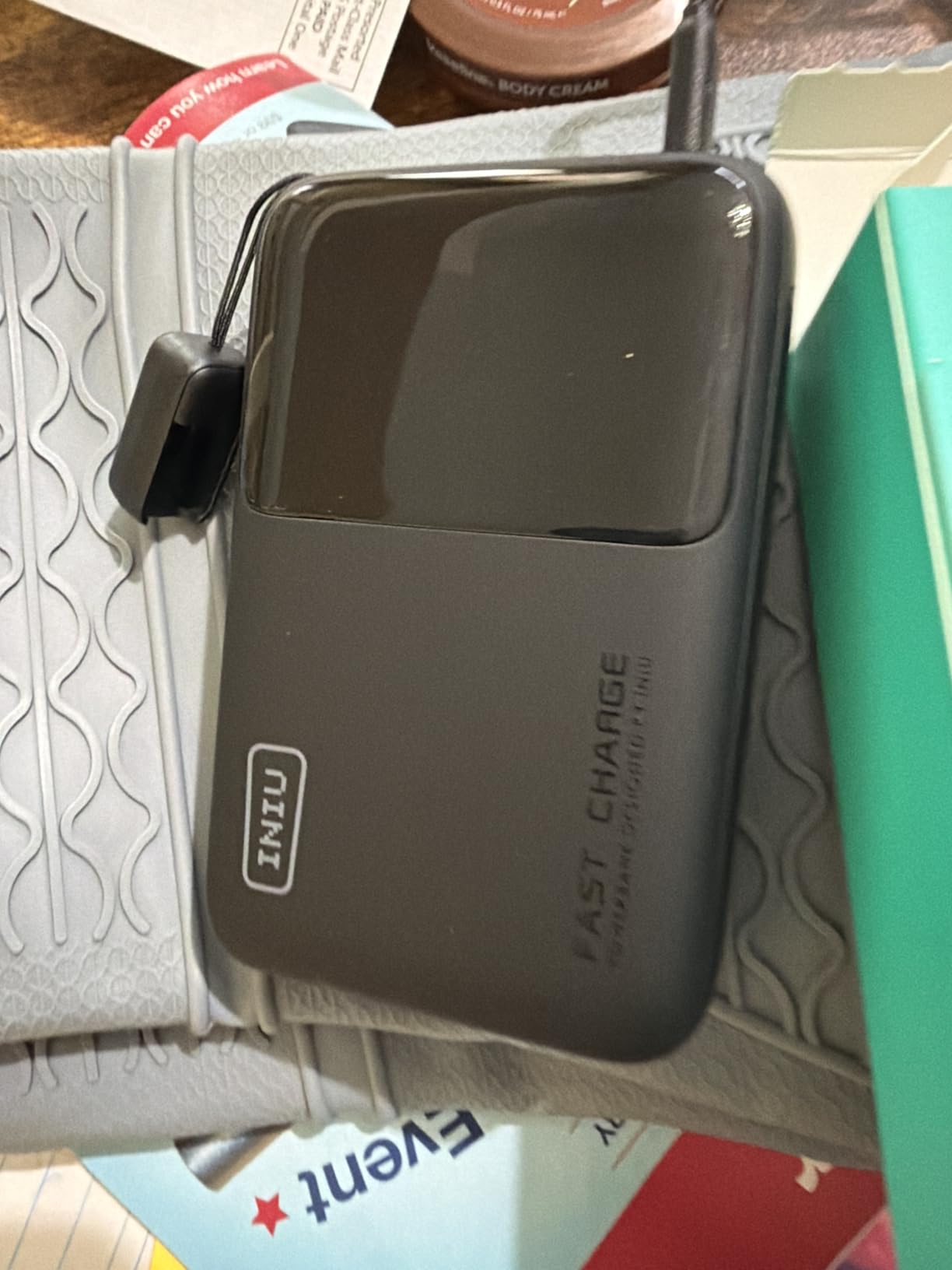 INIU 20000mAh Laptop Power Bank, Ultra Compact 65W PD Dual Fast Charging Portable Charger, Flight-Safe Battery Pack with USB C Cable for Travel customer photo 1