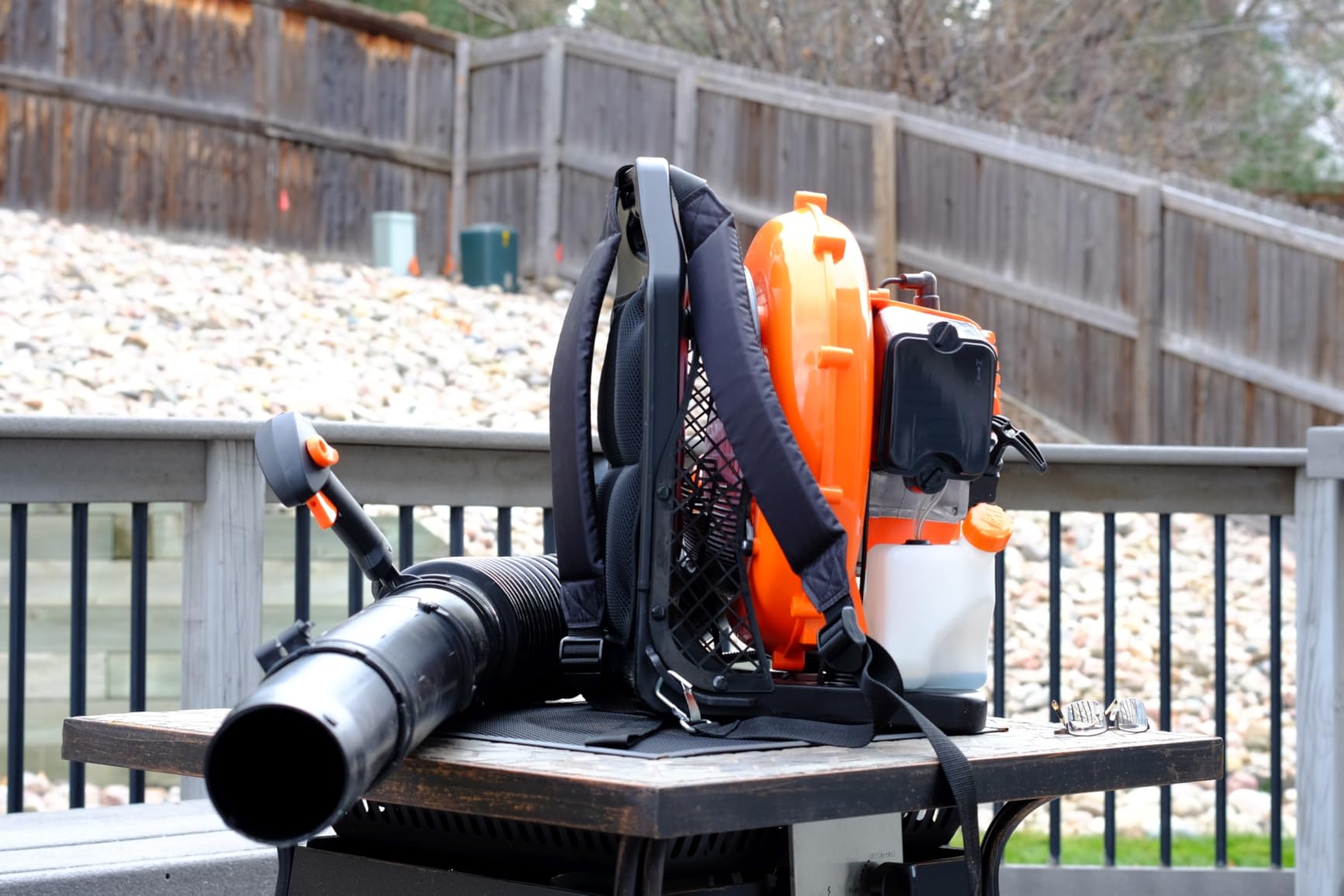 VEVOR 79cc Backpack Gas Leaf Blower, 2-Cycle Gas Powered Backpack Blower with 3L Fuel Tank, 930CFM Air Volume 184MPH Speed, Ideal for Lawn Care customer photo 2