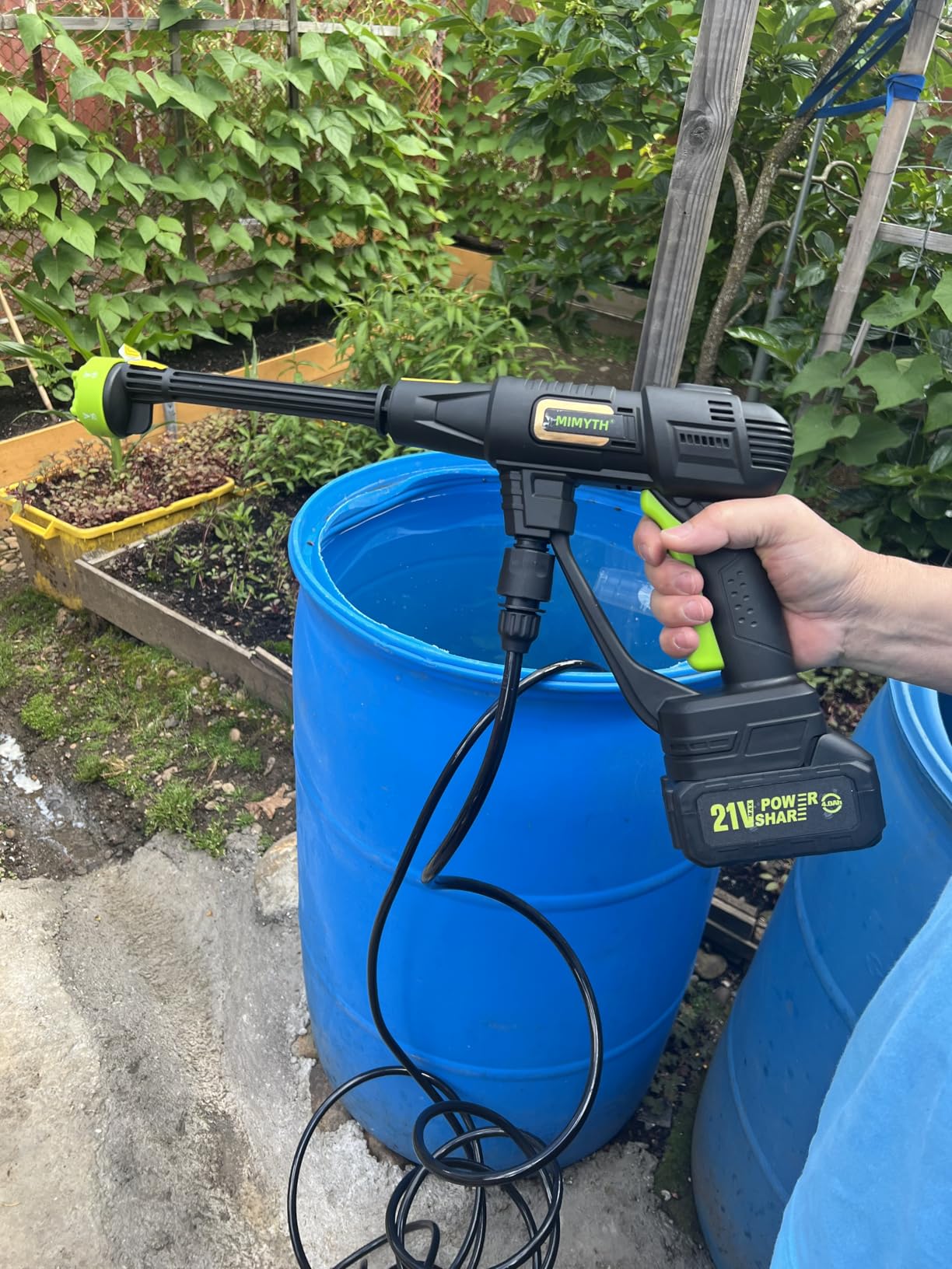 Cordless Portable Washer, Handheld Washer, Battery Operated Washer for Car Home Outdoor Patio Garden, Lightweight Car Washer, Washer with Foam Pot, Cleaner with 23FT Elastic Hose customer photo 2
