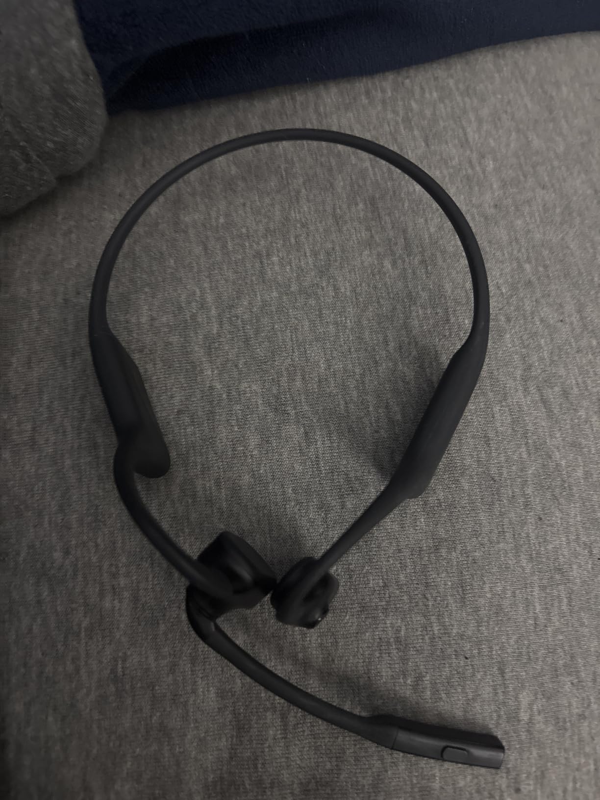 OpenComm2 2025 Upgrade - Open-Ear Bone Conduction Headphones, Wireless Bluetooth Headset with Noise Canceling Mic & Mute Button for Work Calls and Meetings, 16 Hour Talk Time customer photo 1