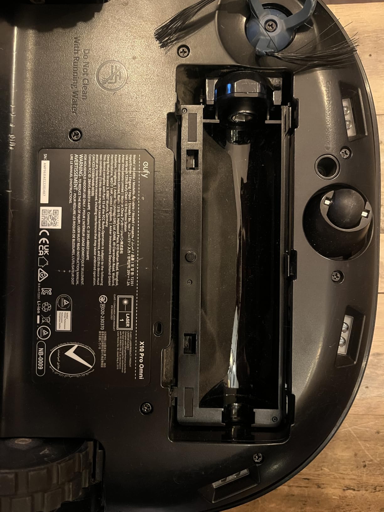 eufy X10 Pro Omni Robot Vacuum and Mop Combo, 8,000 Pa, Dual Mops with 12 mm Auto-Lift and Carpet Detection, AI Obstacle Avoidance, Auto Mop Washing & Drying, Self-Emptying, White customer photo 2