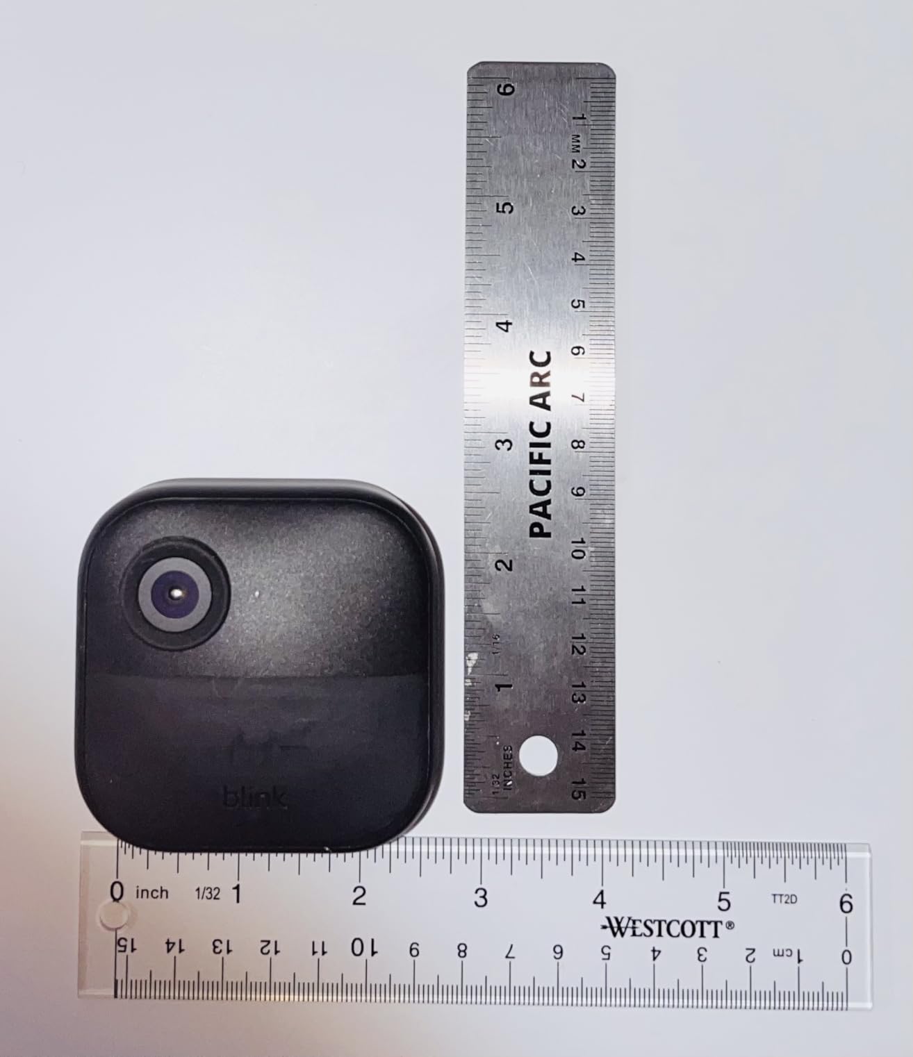 Blink Outdoor 4 - Wireless smart security camera, two-year battery life, 1080p HD day and infrared night live view, two-way talk. Sync Module Core included - 5 camera system customer photo 2
