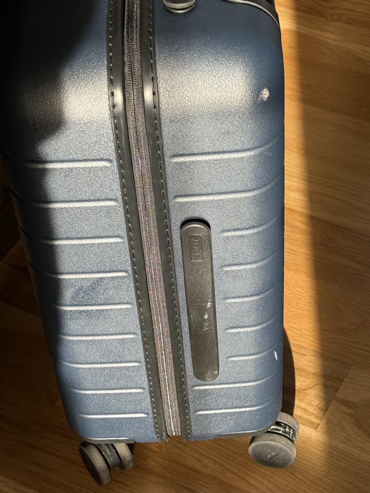 Away Bigger Carry-On Luggage - 23-Inch Lightweight Hardside Suitcase with 360 Spinner Wheels, Interior Compression System, TSA-Approved Lock - Cloud Gray customer photo 2