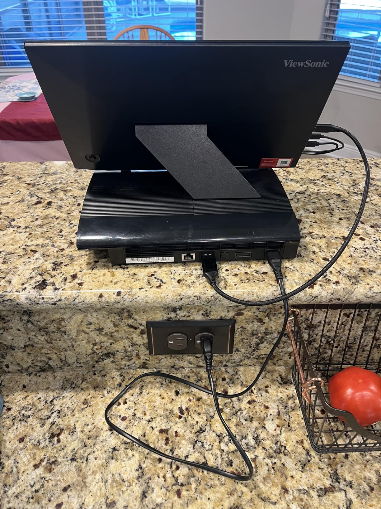 ViewSonic VA1653 16 Inch 1080p Portable Monitor, IPS Display with Eye Care for Easy Second Screen Productivity, Built-in Stand, USB-C, Mini HDMI, and Protective Case customer photo 1