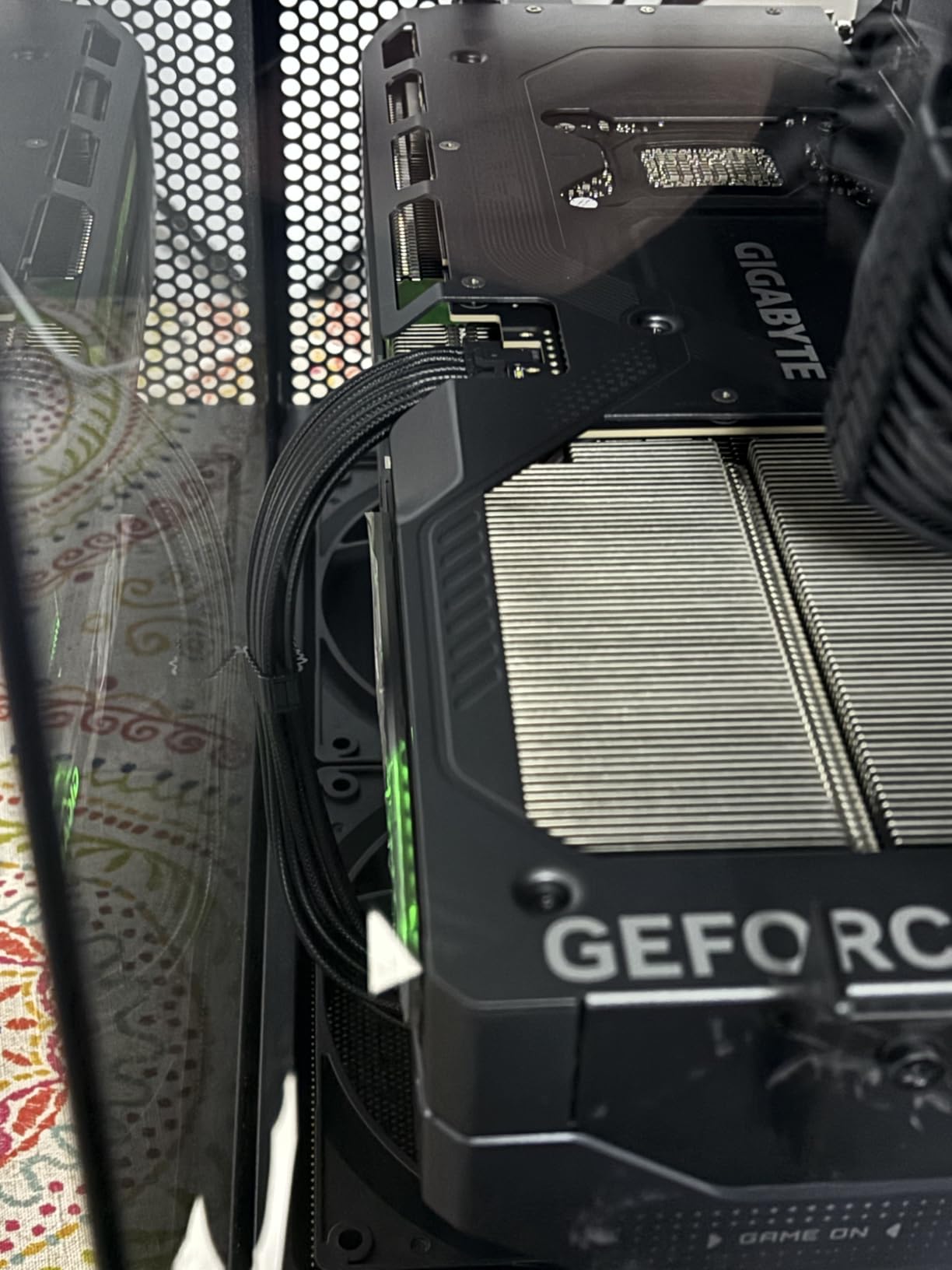 GIGABYTE GeForce RTX 5080 Gaming OC 16G Graphics Card, 16GB GDDR7 customer photo 2