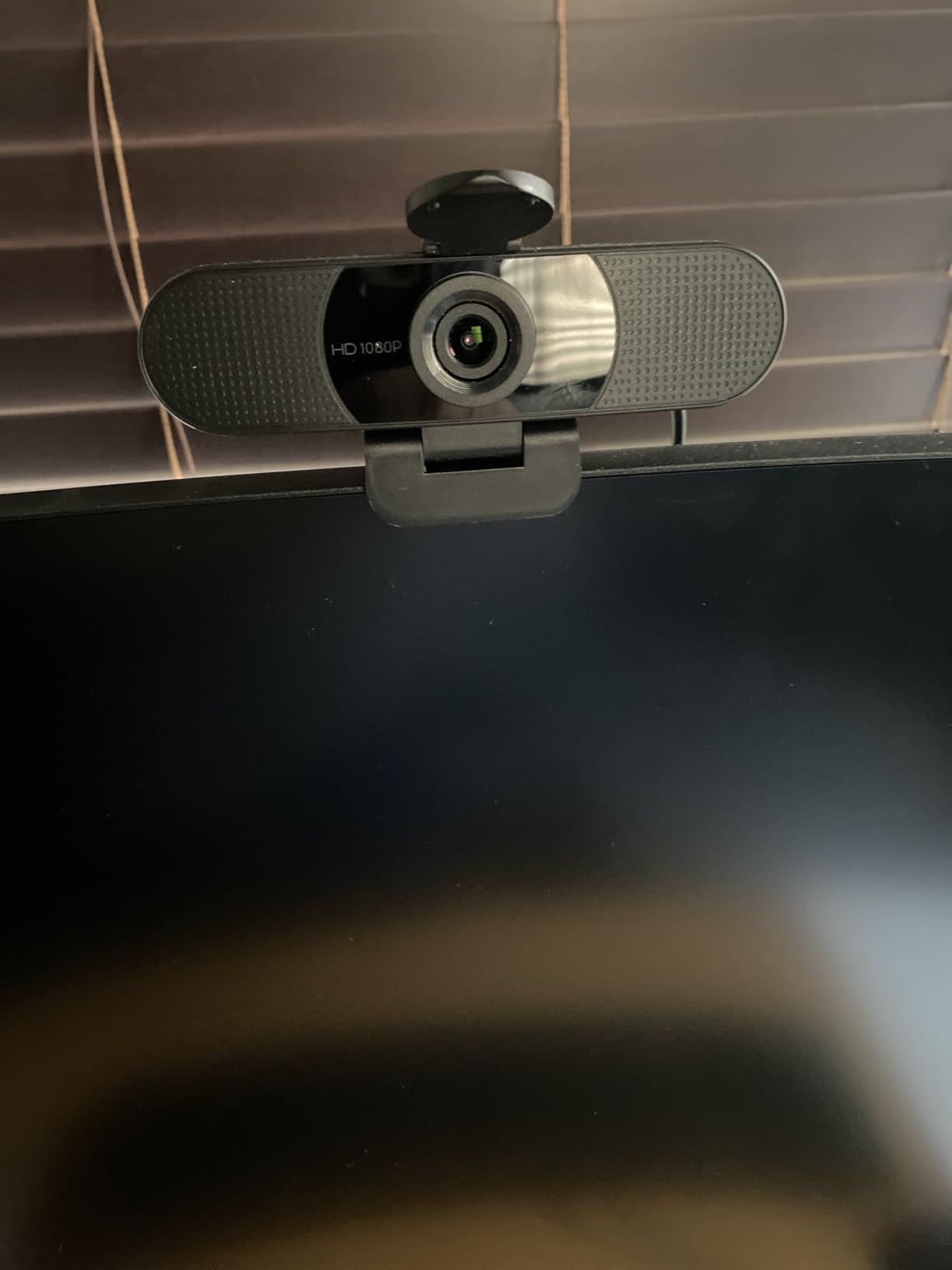 EMEET C960 1080P Webcam with Microphone, 2 Mics, 90 Degree FOV, USB Type-A & A-to-C Adapter, Fixed Focus, Plug&Play Computer Camera for Zoom/Teams/Facetime/YouTube/Google Meet/Switch 2 Camera, 2025 Version customer photo 1