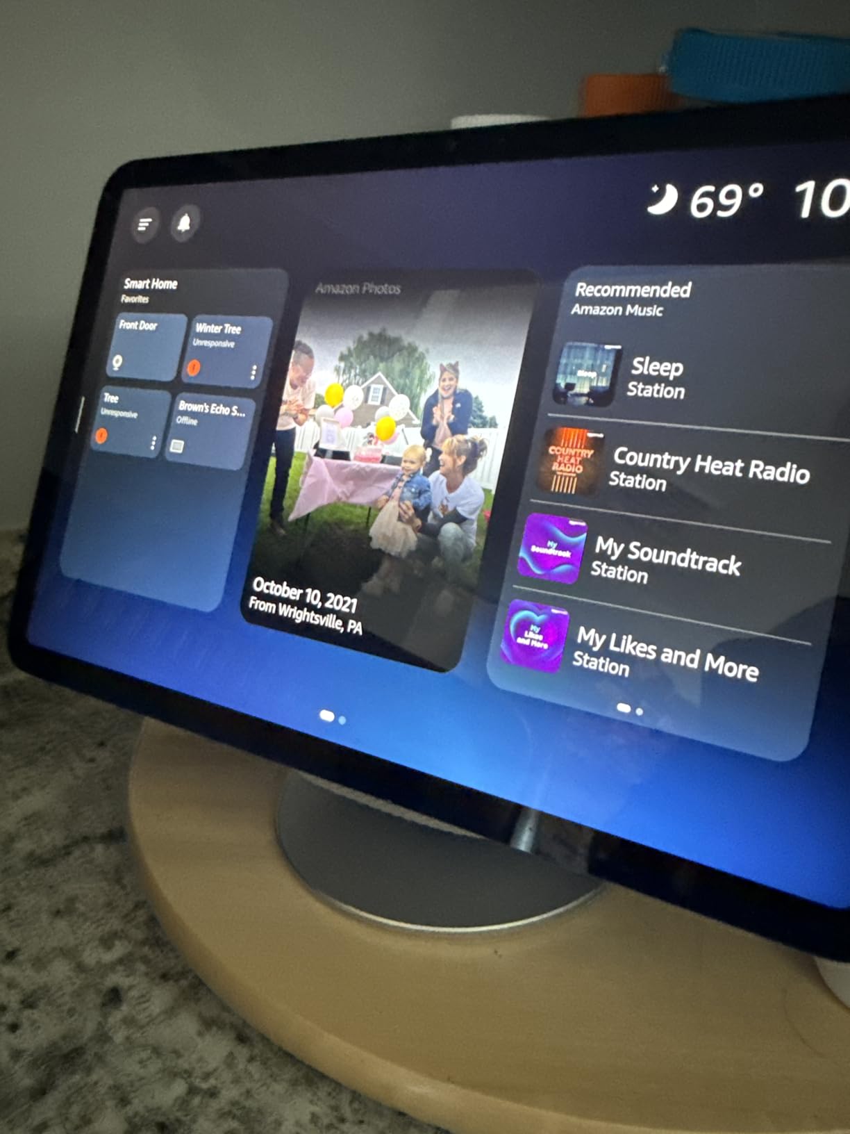 Amazon Adjustable Stand | Designed for Amazon Echo Show 8 & 11 (2025 releases, sold separately) | Graphite customer photo 1