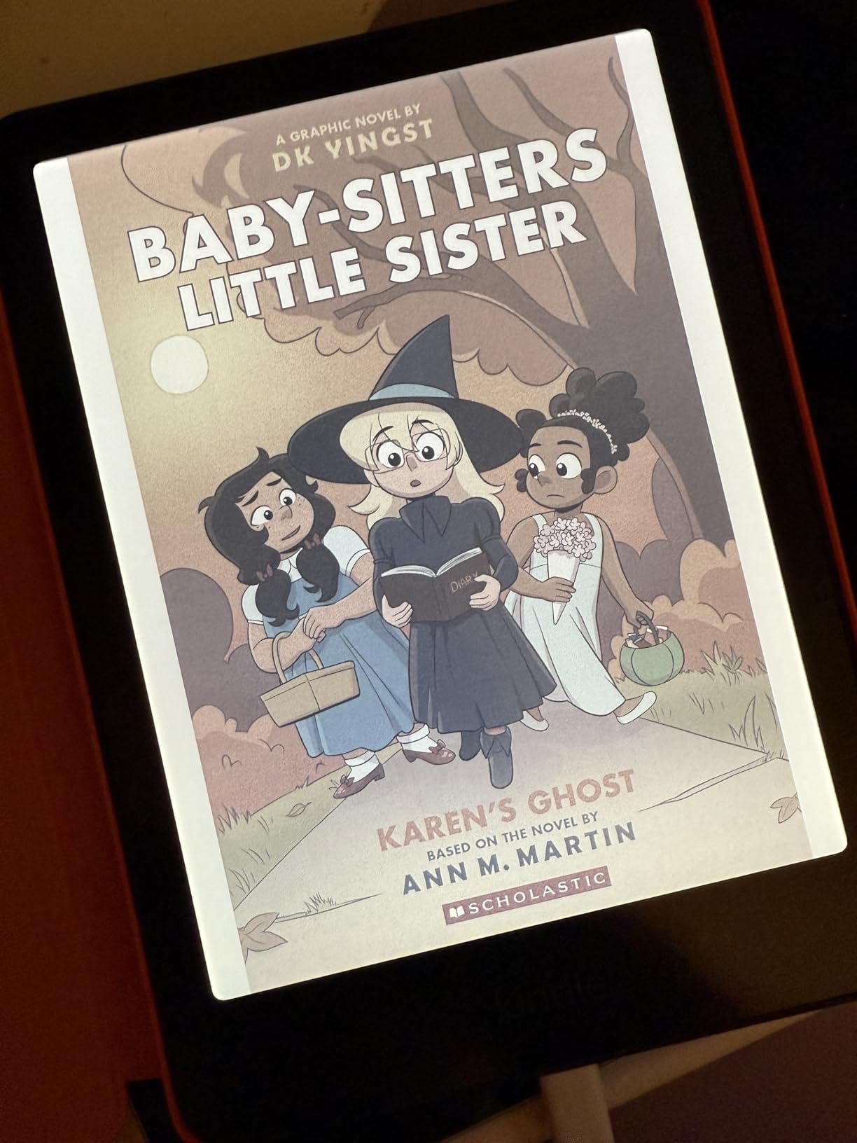 Kindle Colorsoft Kids 16 GB (newest model) - Lightweight, compact, and designed for reading-no apps, videos, or games. - with cover, Starlight Reading customer photo 2