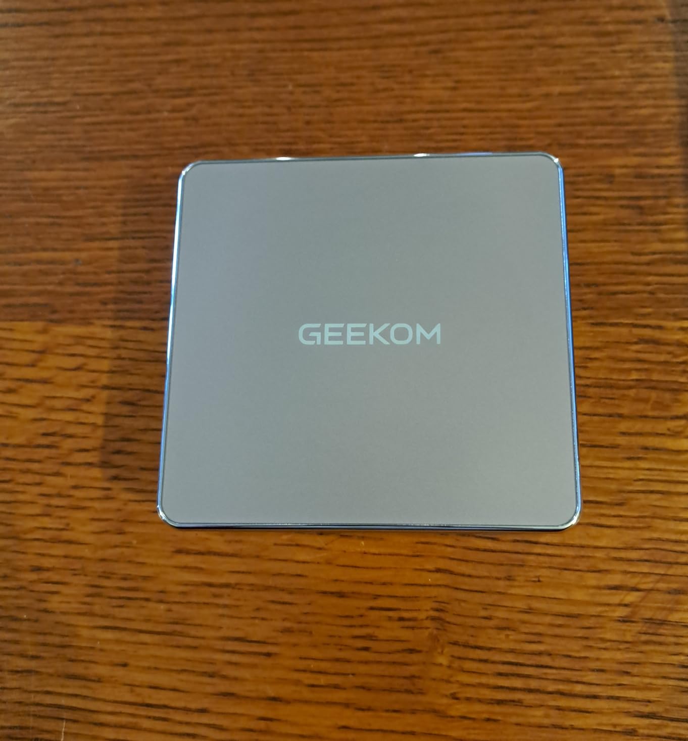 GEEKOM A5 2026 Edition Mini PC for Home Office & Multitasking, AMD Ryzen 5 7430U, 16GB RAM (Upgradable to 64GB) & 512GB M.2 NVMe SSD Desktop Computer, Windows 11 Pro, 8K, 6x USB Ports, 3-Year Coverage customer photo 2