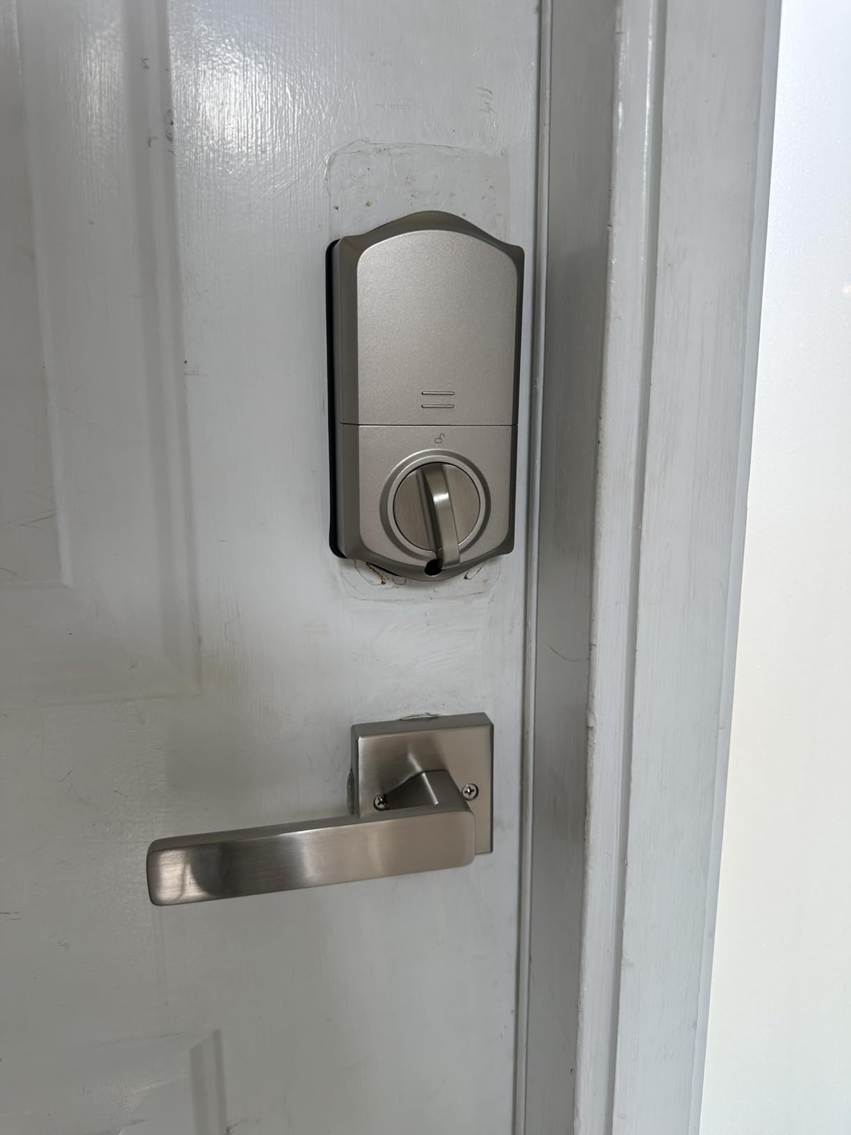 Veise VE017G-H Wi-Fi Smart Fingerprint Front Door Lock Set, Remote App Control, Keyless Entry Deadbolt with Handle, Backlit Keypad, IP55 Weatherproof, Auto Lock, Easy to Install, Matte Black customer photo 1