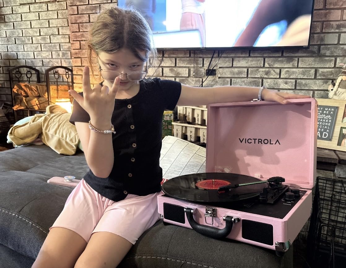 Victrola Journey II (2025 Model) - Bluetooth Suitcase Record Player - Built-in Stereo Speakers with Enhanced Bass, 3-Speed Turntable, Bluetooth Input and Output, RCA & Headphone Outputs customer photo 1