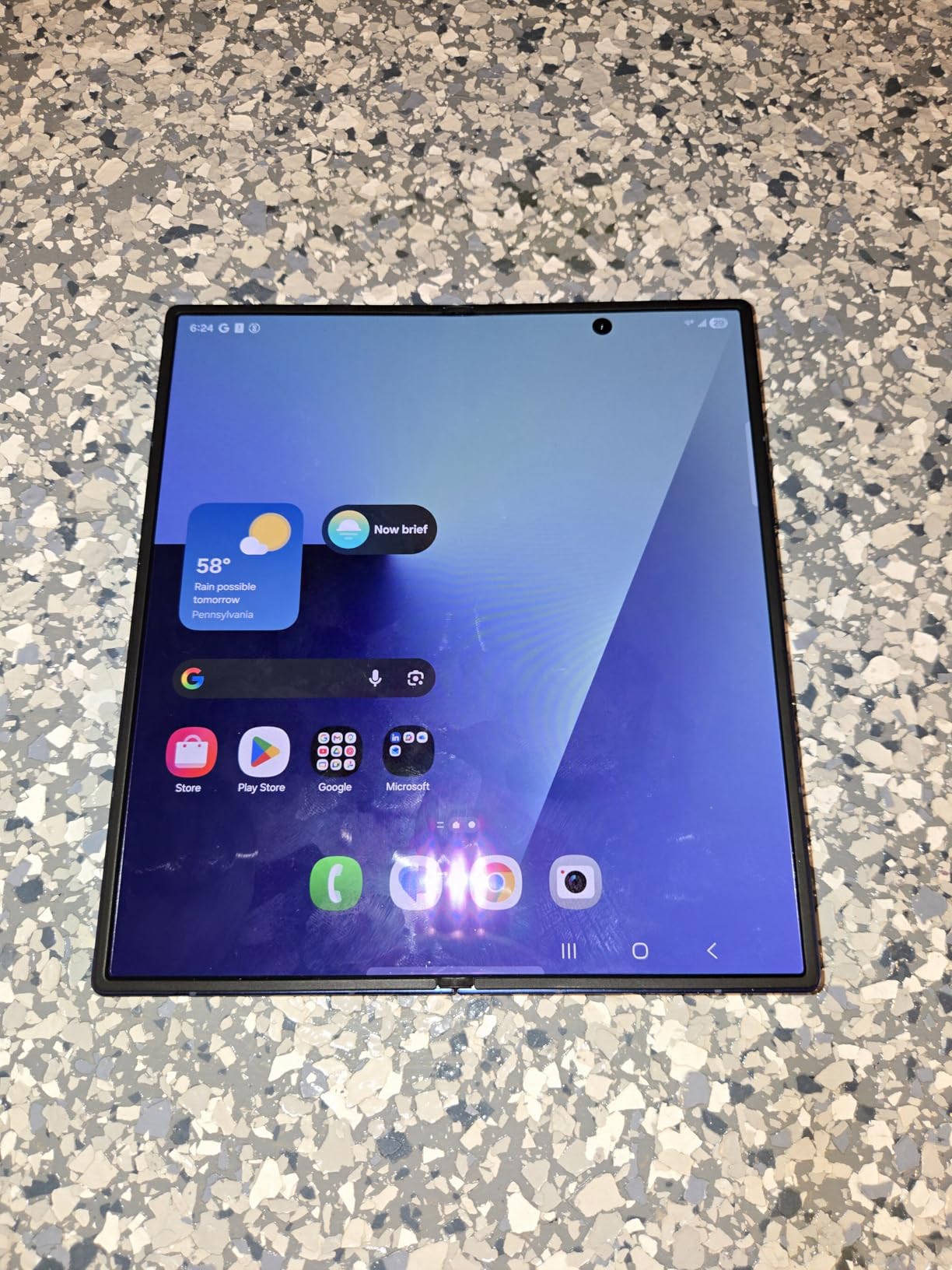 Samsung Galaxy Z Fold7 Cell Phone, 256GB AI Smartphone, Unlocked Android, AI Photo Edits, Large Screen, Long Battery Life, 2025, US 1 Yr Manufacturer Warranty, Silver Shadow customer photo 2