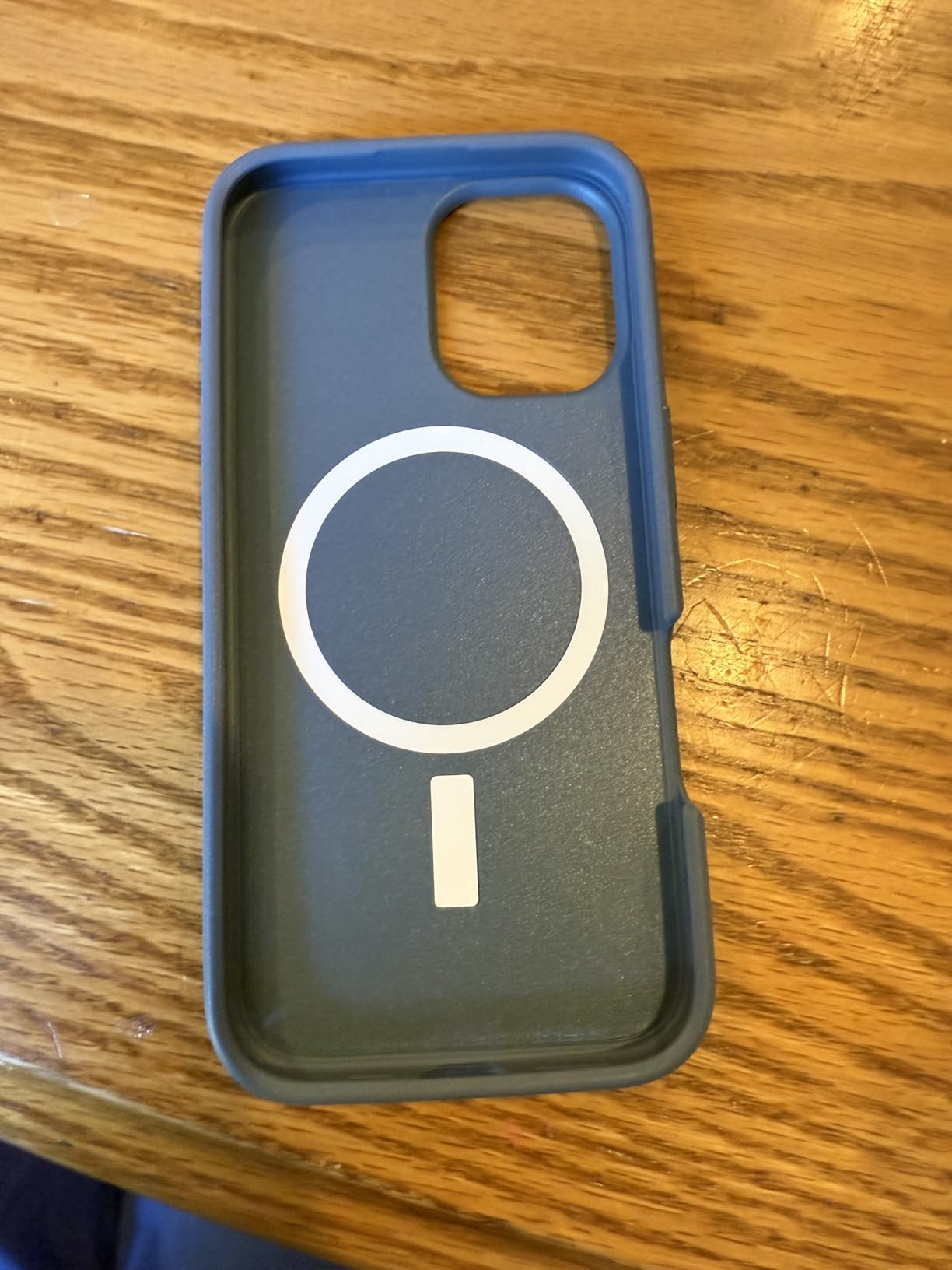 OtterBox iPhone 16 - Symmetry MagSafe Case - Ultra-Slim - Raised Edges Protect Camera & Screen - Non-Retail Packaging - Clear customer photo 2
