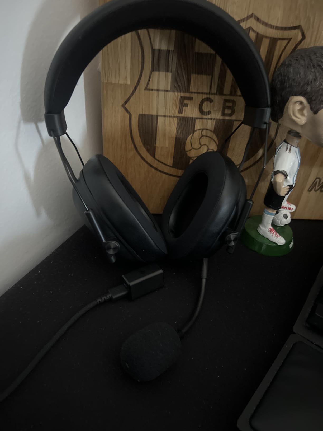 Razer BlackShark V3 Wireless Gaming Headset for PC: 50mm Drivers - Super Wideband Mic - 2.4 GHz, Bluetooth, USB - Works with Mac, PS5, Nintendo Switch, Smartphone - 70 Hr Battery - Black customer photo 1