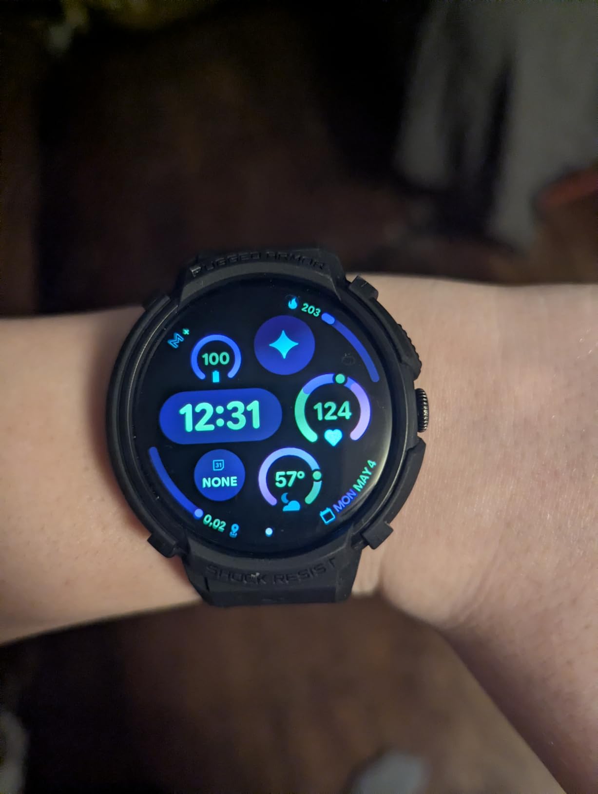 Pixel Watch 4 (41mm) - Android Smartwatch with Heart Rate and Sleep Tracking - 30-Hour Battery - Fitness Tracking - Google AI - Polished Silver Aluminum Case - Porcelain Active Band - Wi-Fi customer photo 1