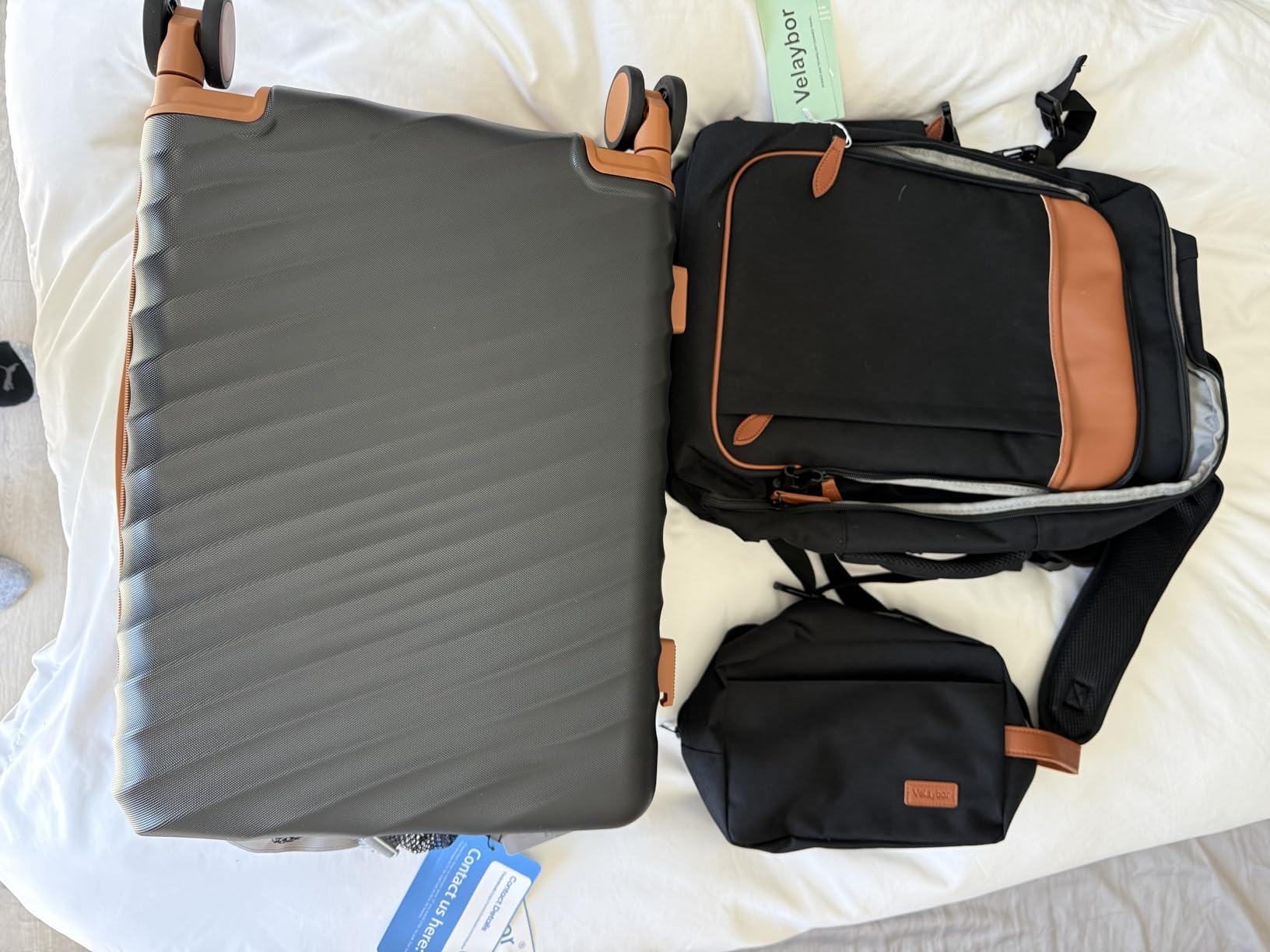 Luggage Sets 3 Piece with Spinner Wheels, Lightweight PC Hardside Suitcase with TSA Lock & YKK Zippers, 20 Inch Carry On Luggage with Travel Bag for Men and Women, Black customer photo 2
