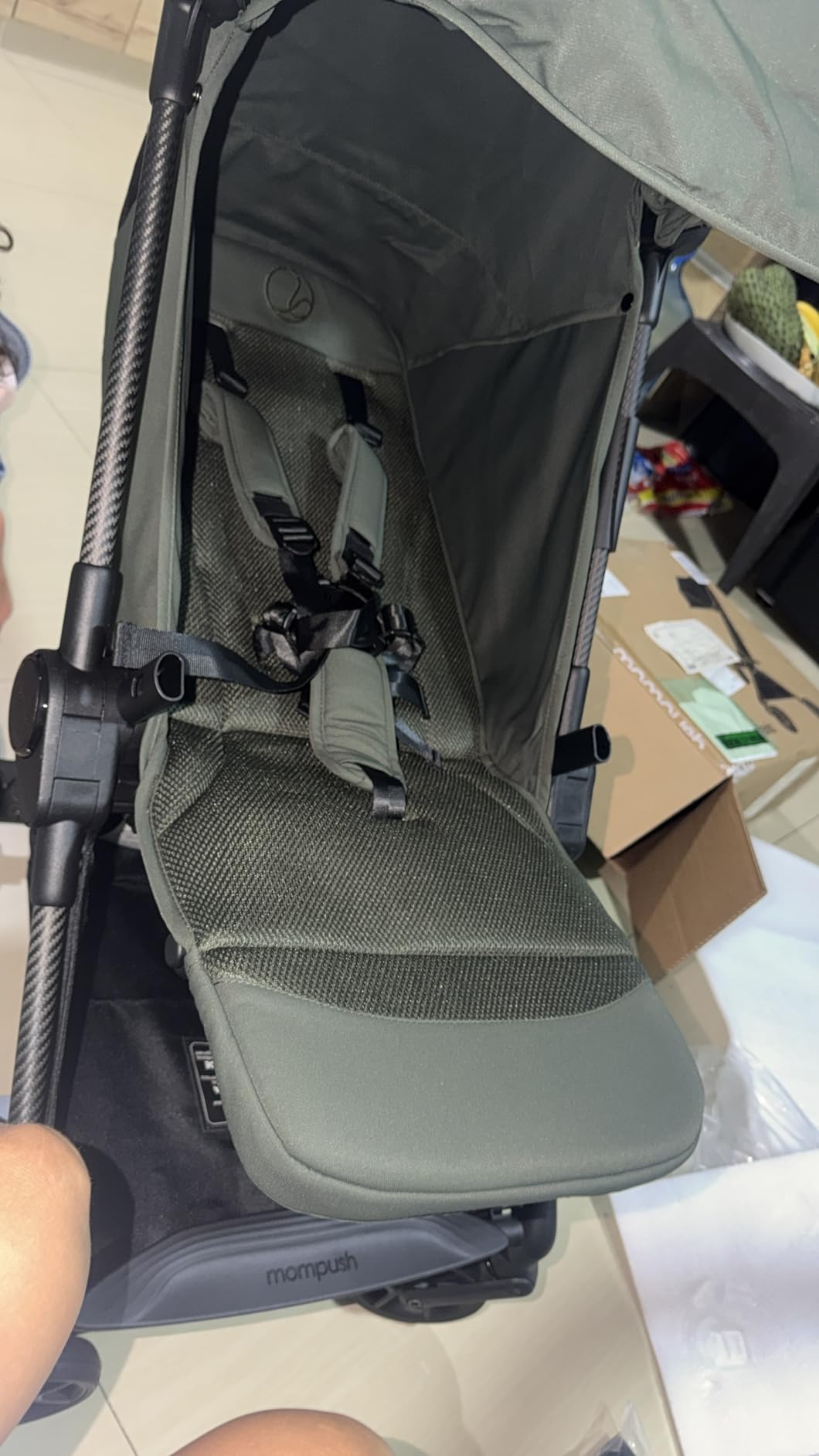 Mompush Nexis Carbon Travel Stroller, Ultra-Lightweight 11.5 lbs, Compact & Airplane Carry-On Approved, One-Second Auto-Fold, One-Hand Full Recline customer photo 2