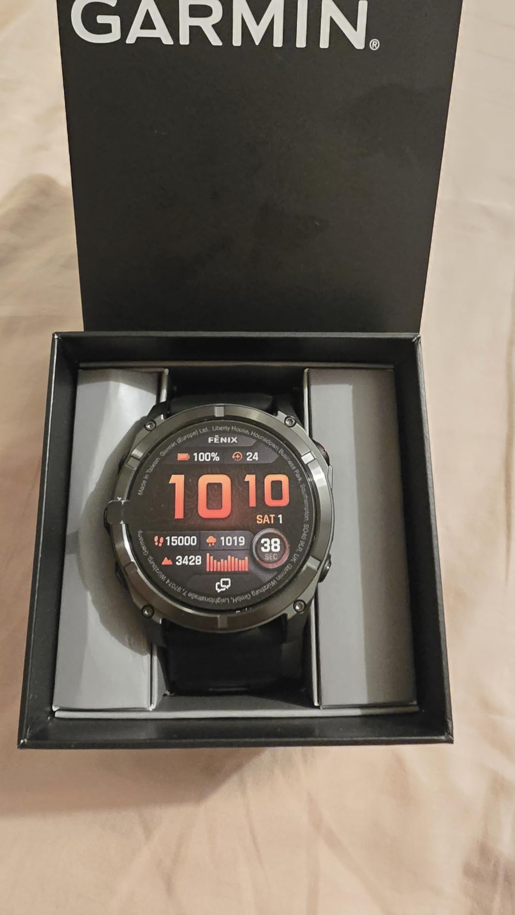 Garmin fēnix 8 Pro, 47mm, AMOLED Display, Premium Connected Multisport GPS Smartwatch, inReach Technology, Sapphire, Carbon Gray DLC Titanium with Black/Pebble Gray Silicone Band customer photo 2