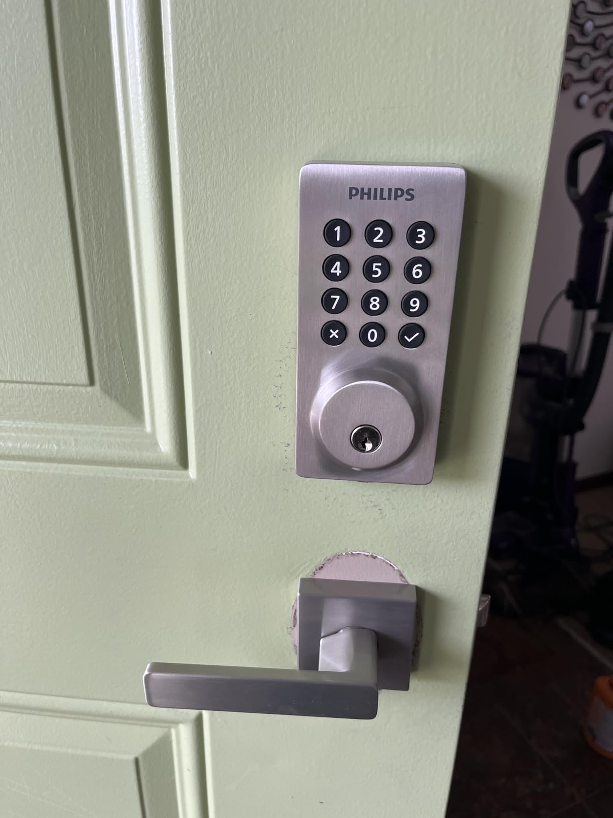 Philips WiFi Smart Door Lock with Handle, Built-in WiFi App Remote Control, Keyless Entry Door Locks for Front Door, Smart Deadbolt Auto Lock, Support Alexa & Google, IP54 Waterproof, Satin Nickel customer photo 2