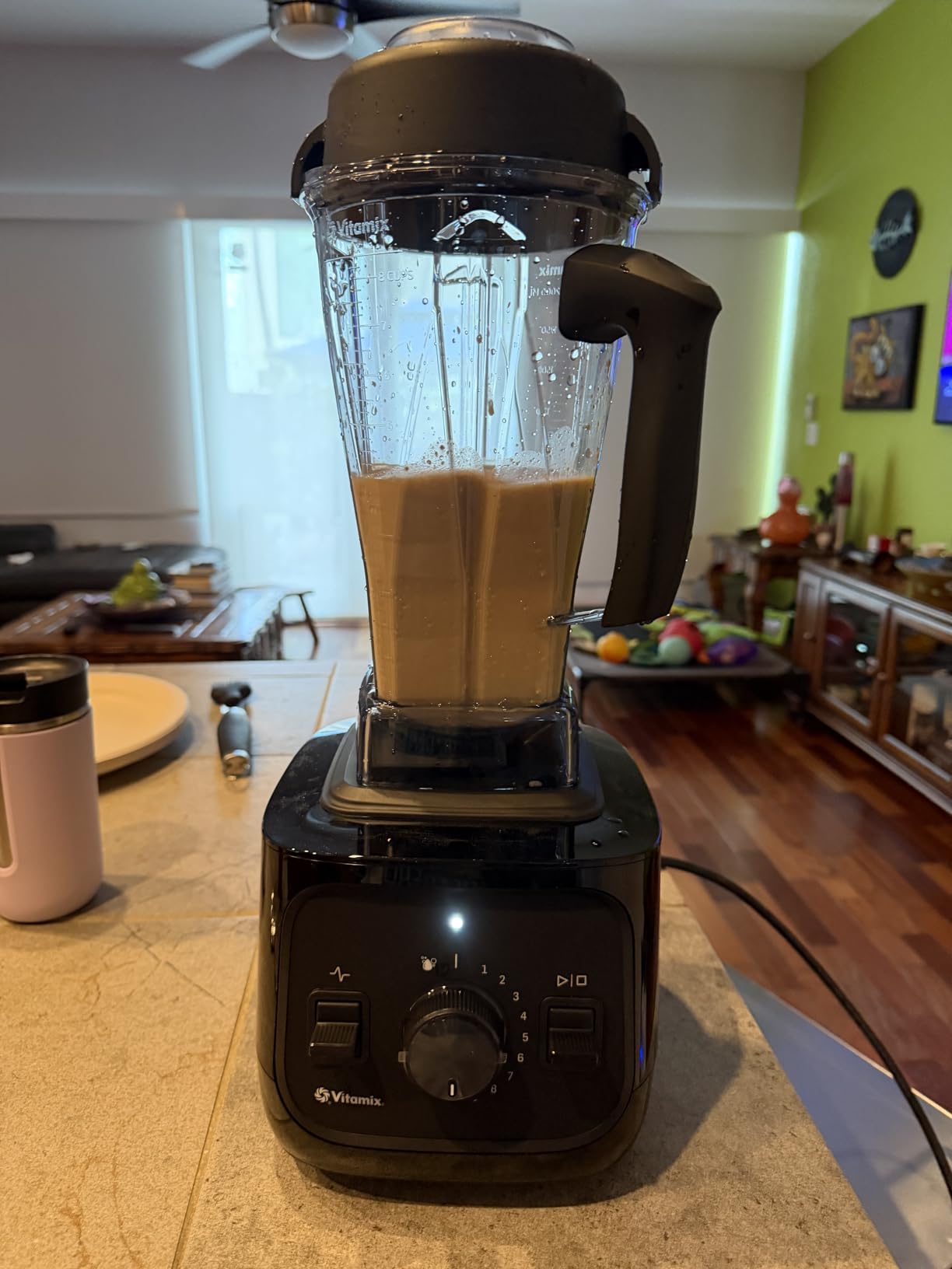 Vitamix VX1 Blender, Professional-Grade Kitchen Blender, 10-Speeds, Self-Cleaning, 64 Oz Classic Container, Black customer photo 2