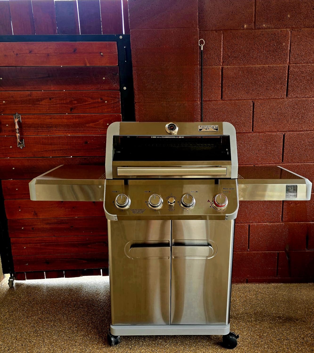 Monument Grills 4 Burner Propane Gas Grill, Stainless Steel Outdoor Patio Barbecue Grill, with Broil Zone Fast Heating, Knob Control, and Easy Cleanup, M410MBZ customer photo 1