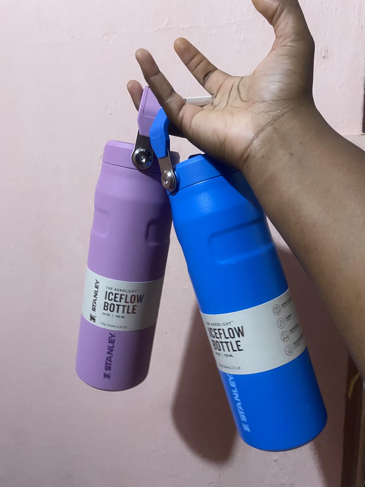 Stanley IceFlow Flip Straw 2.0 Water Bottle 24 OZ | Built-In Straw with Larger Opening | Lightweight & Leak-Resistant | Insulated Stainless Steel | BPA-Free | Blue Sky customer photo 1