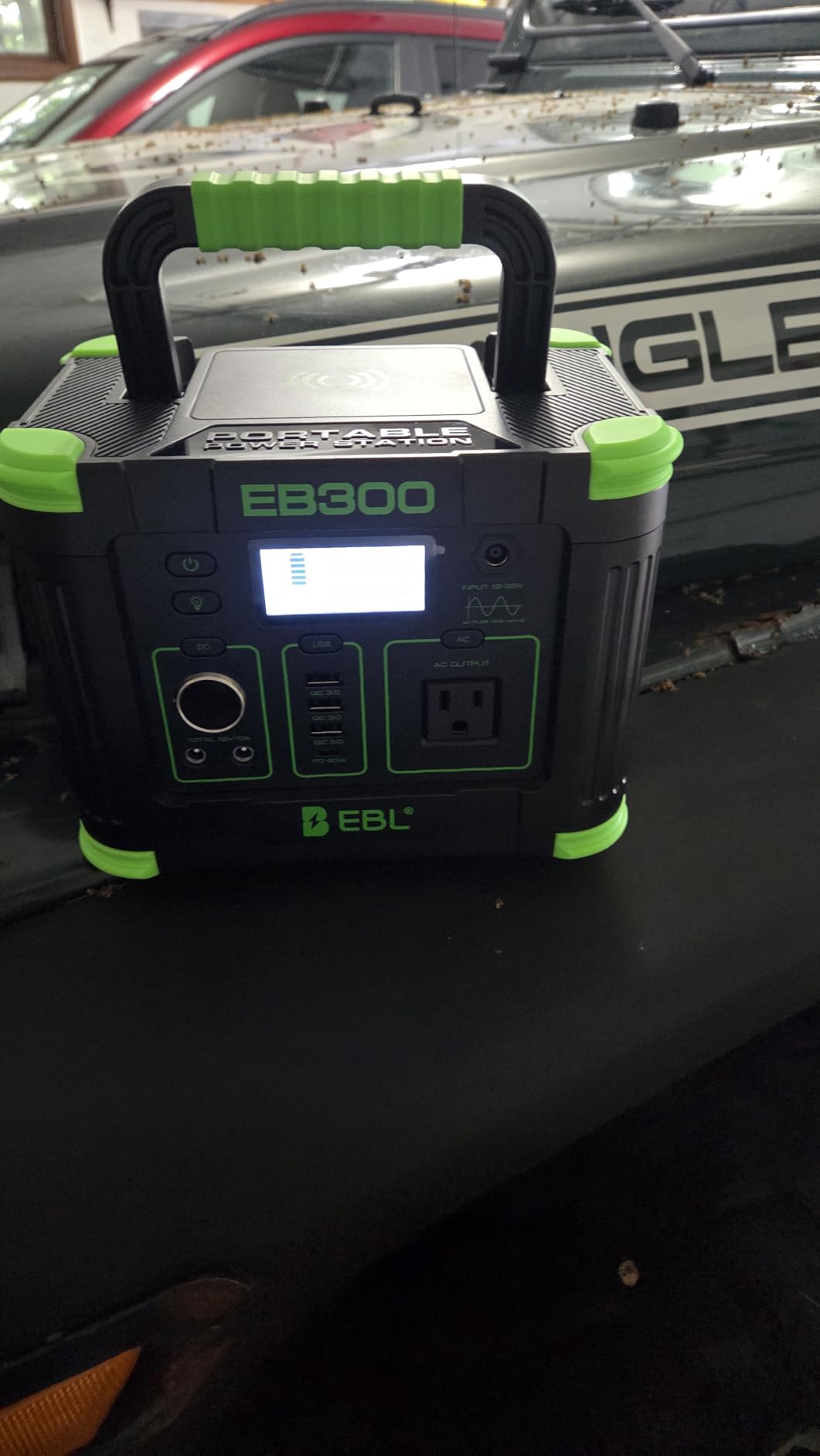 EBL Portable Power Station 1000W Solar Generator 999Wh Fast Charging Backup Battery With 10W Wireless Charging & Multiple Ports For Camping, Home Backup, RV & Off-Grid customer photo 2