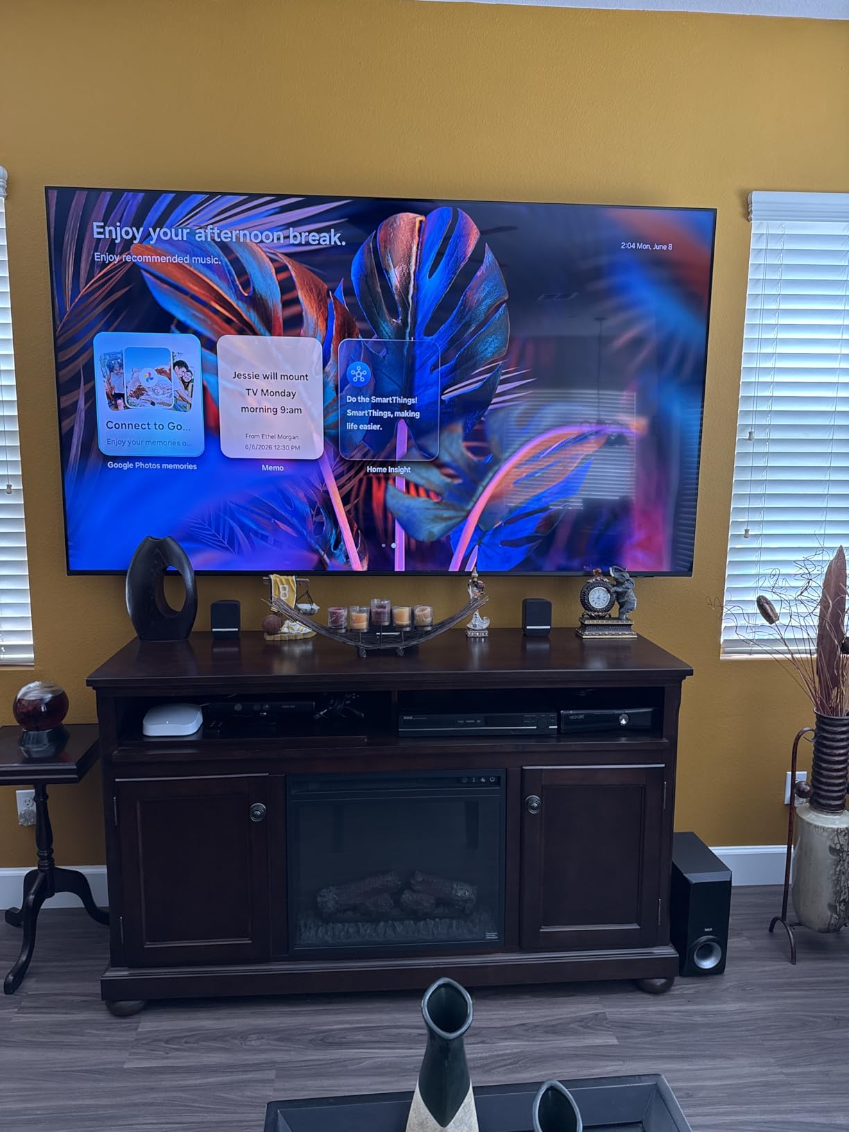 75-Inch Class Mini LED M80H Series Samsung Vision AI Smart TV (2026 Model, 75M80H) Mini LED with AI Mode, Motion Xcelerator 144Hz, Pure Spectrum Color, Auto HDR Remastering, Alexa Built-in customer photo 1