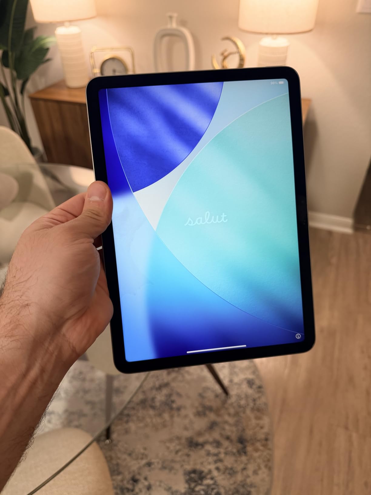 Apple iPad Air 11-inch (M4): Liquid Retina Display, 256GB, 12MP Front/Back Camera, Wi-Fi 7 with Apple N1, Touch ID, All-Day Battery Life — Space Gray customer photo 2