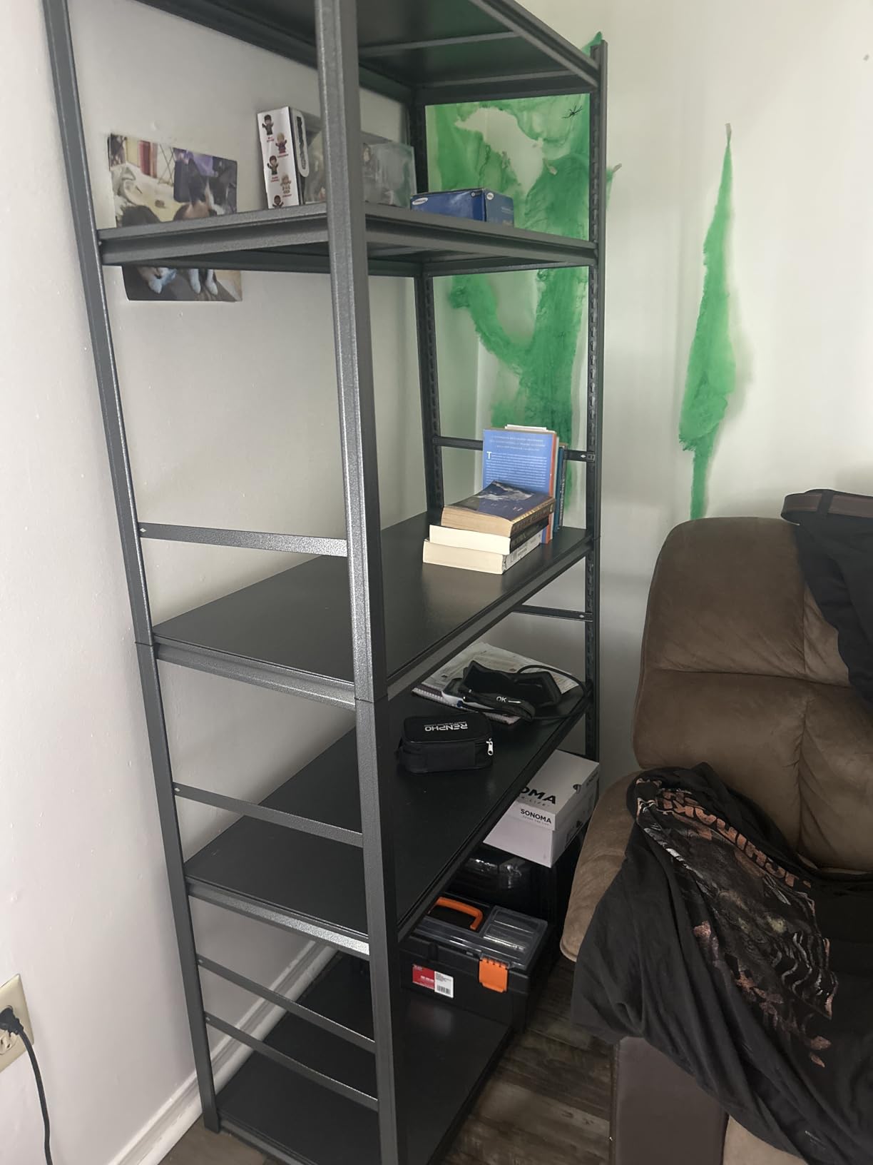 5 Tier Metal Bookshelf with Anti-Drop Fence, 72