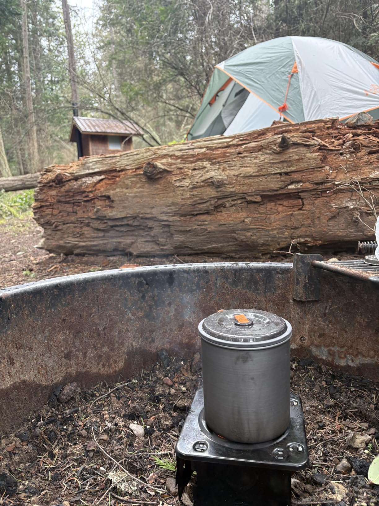 Coghlan's Portable Folding Camp Stove – Compact, Lightweight Steel Cooking Stove for Camping, Backpacking, Hiking, or Emergency Use – Uses Canned Heat or Fuel Tablets, Black customer photo 2