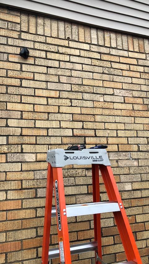 Louisville Ladder 6-Foot Fiberglass Step Ladder, 300-Pound Load Capacity, Type IA, FS1506 customer photo 2