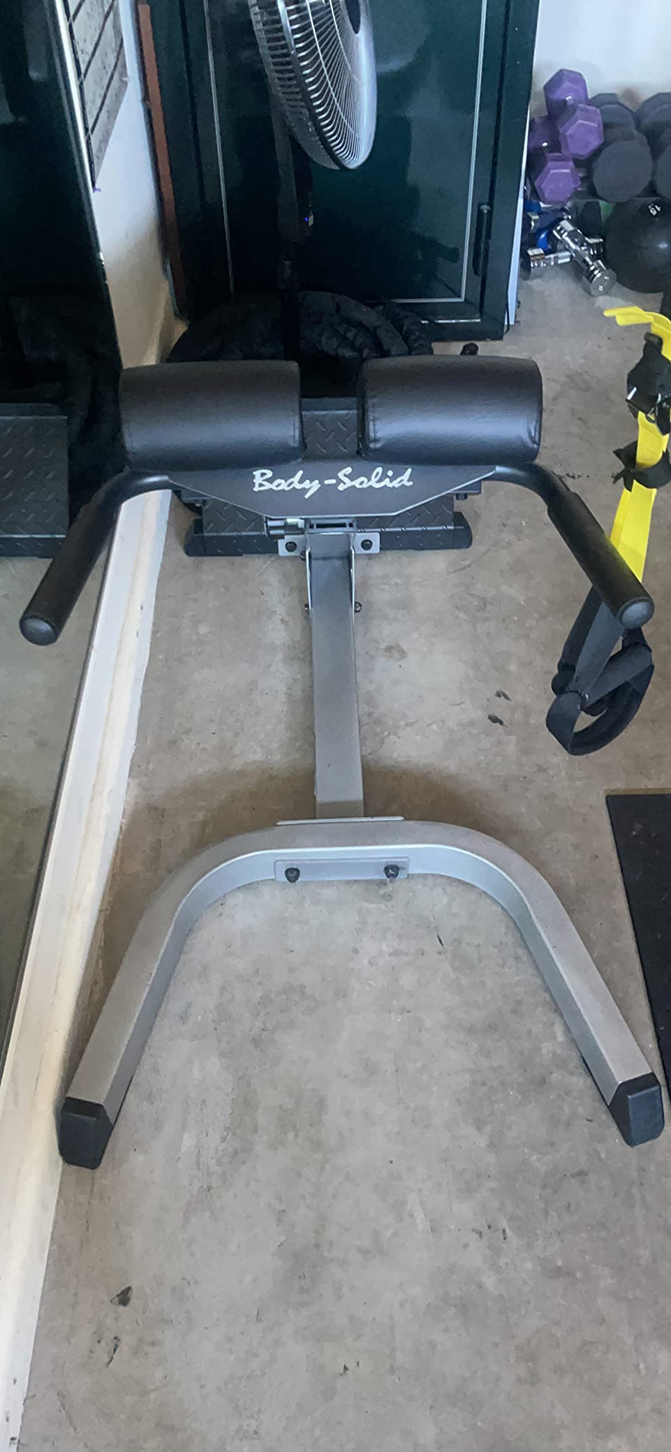 Body-Solid (GHYP345B) 45 Degree Hyperextension Bench - Adjustable Back & Abdominal Exercise Machine with Thick Support Pads for Home and Commercial Gym, Black customer photo 1