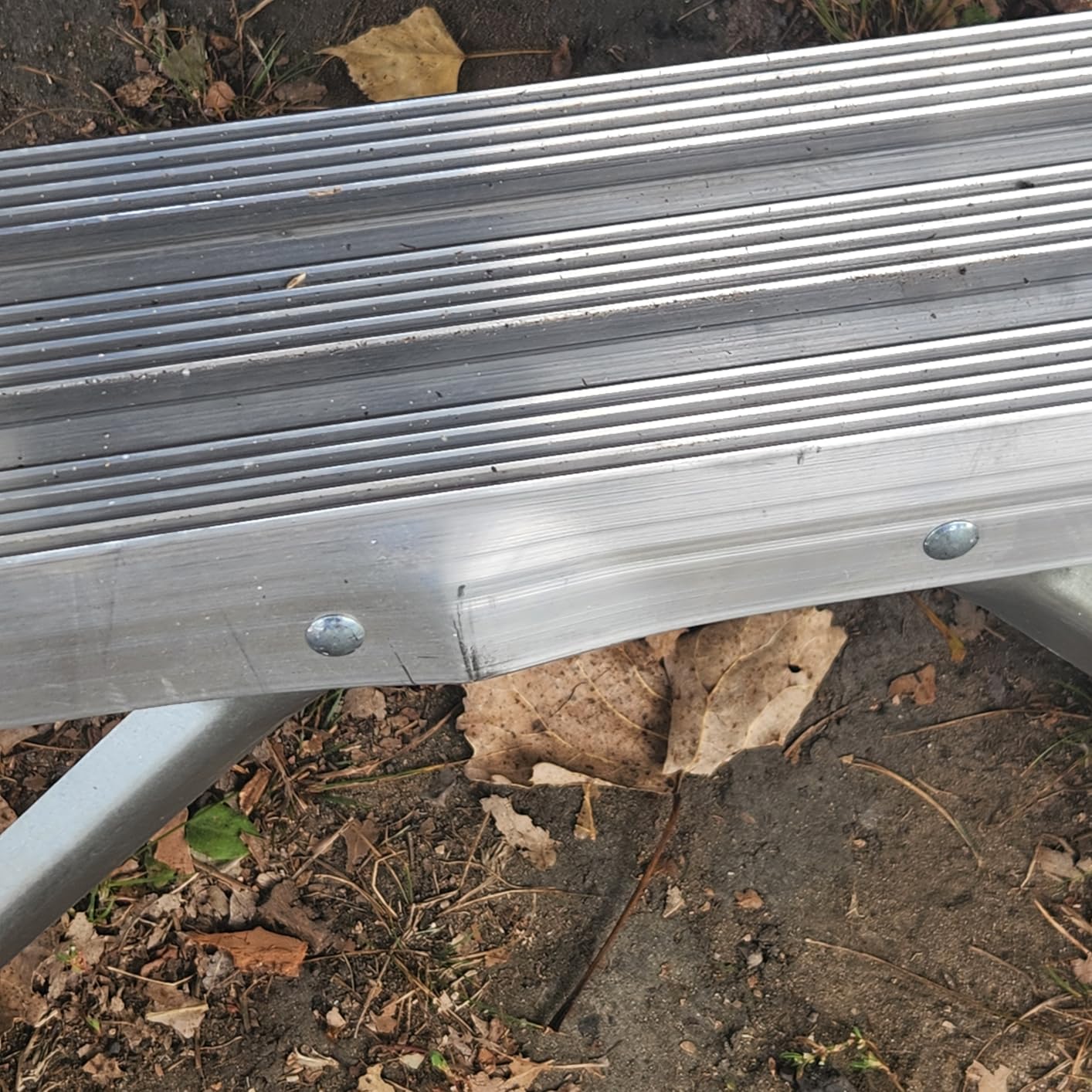 Louisville Ladder 2-Foot Aluminum Step Stool Industrial, 300-Pound Load Capacity, Type IA, AS3002 customer photo 2