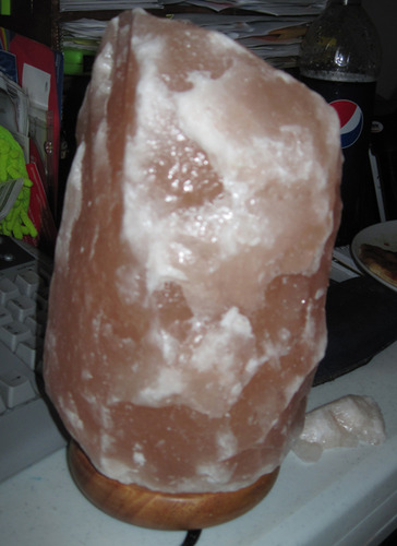 WBM Salt Lamp - USB Himalayan Salt Lamp with Touch Dimmer Control, Natural Pink Crystal, 5-7 lbs, Wooden Base, LED Bulb customer photo 1