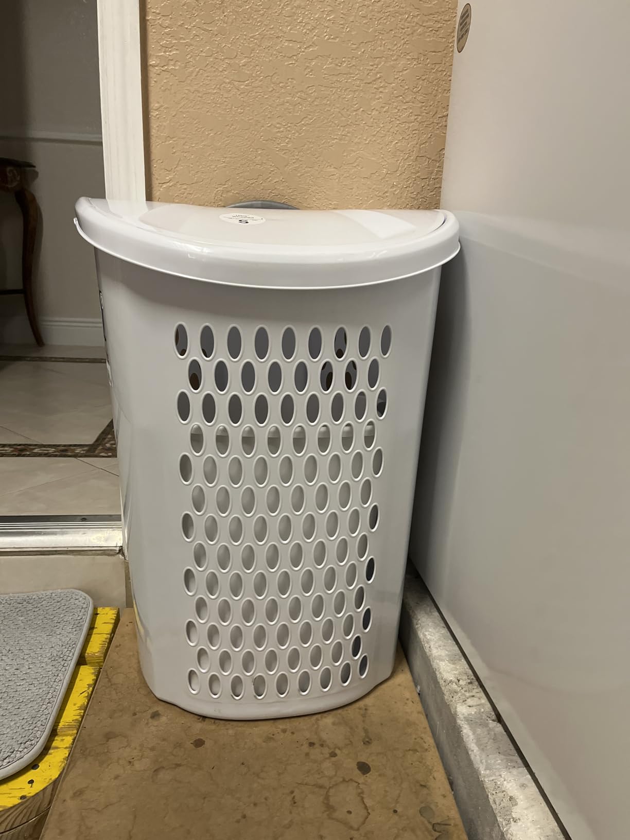 Sterilite Ultra Wheeled Laundry Hamper with Lid, Handle and Wheels for Easy Rolling of Clothes to and from the Laundry Room, Plastic, White, 1-Pack, Portable customer photo 2