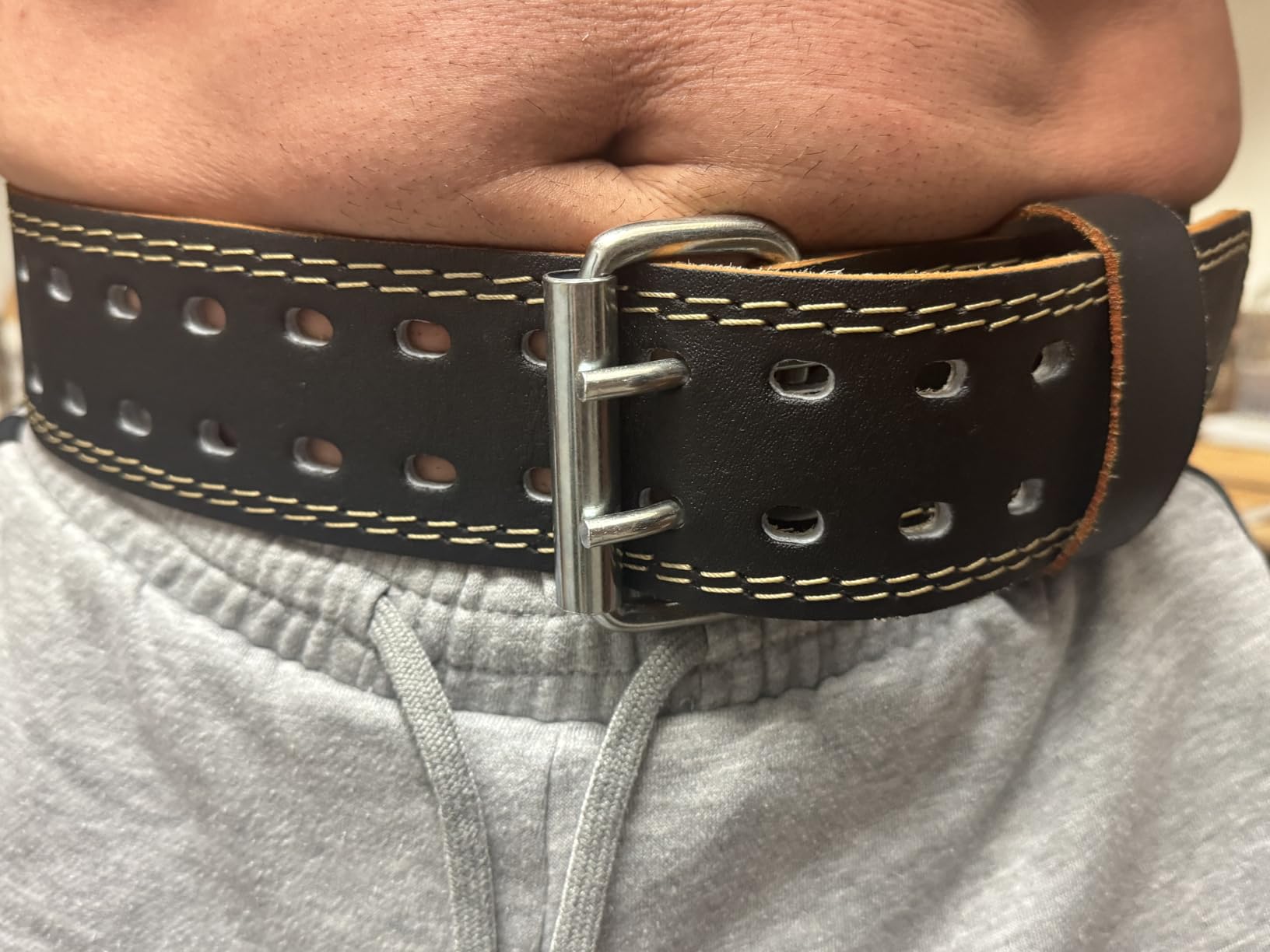 Harbinger Padded Leather Contoured Weightlifting Belt - 4