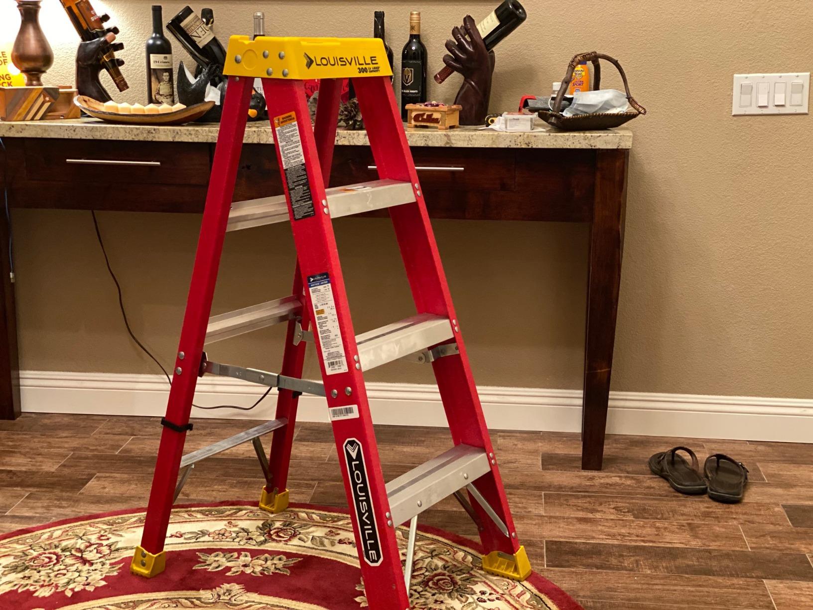 Louisville Ladder 4-Foot Fiberglass Step Ladder, 300-Pound Load Capacity, Type IA, L-3016-04 customer photo 1