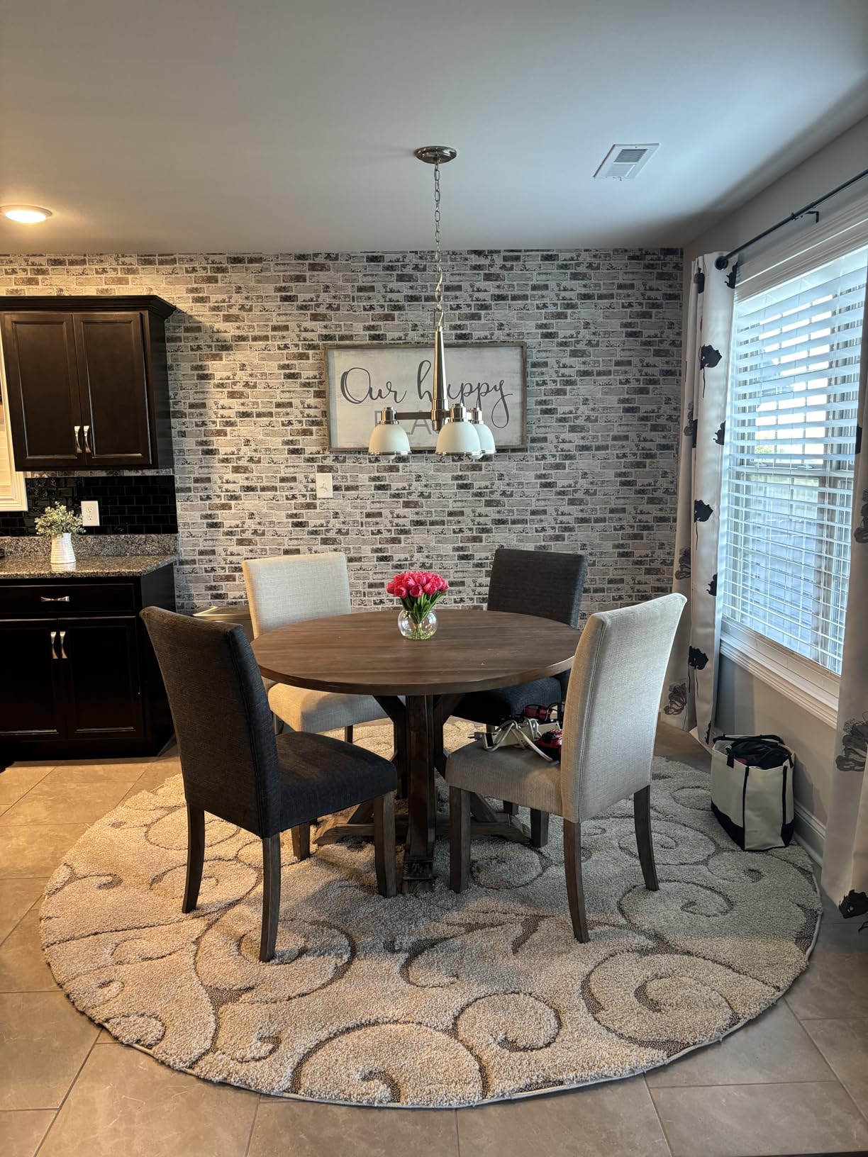 SAFAVIEH Area Rug 8x10 - Florida Shag Collection - Large - Cream & Beige, Scroll Design, Non-Shedding & Easy to Clean, High-Low Plush Pile, Ideal for Living Room, Bedroom, Dining Space (SG455-1113) customer photo 2