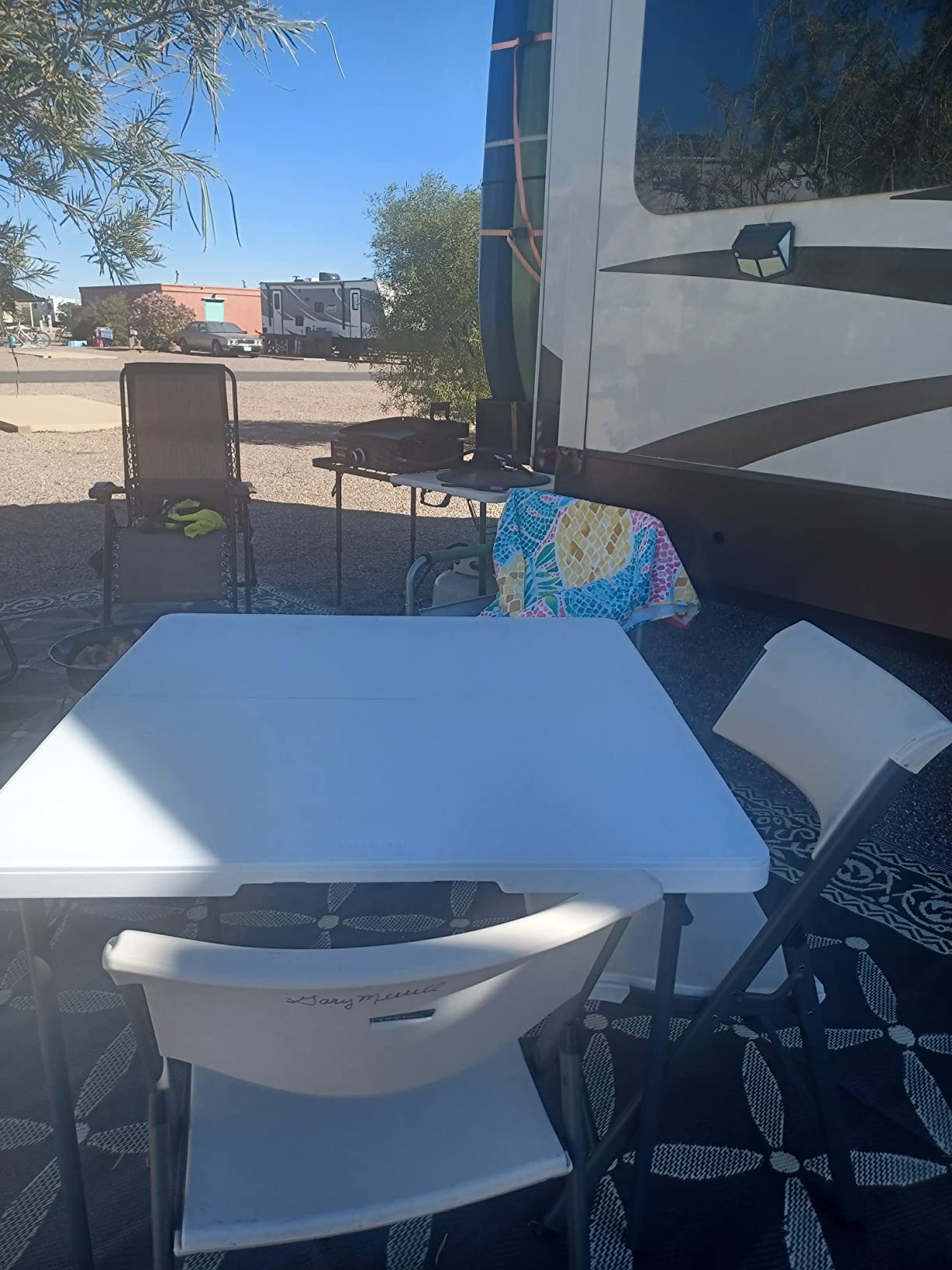 LIFETIME 280228 37-Inch Square Fold-in-Half Table, White Granite Top with Gray Frame customer photo 2