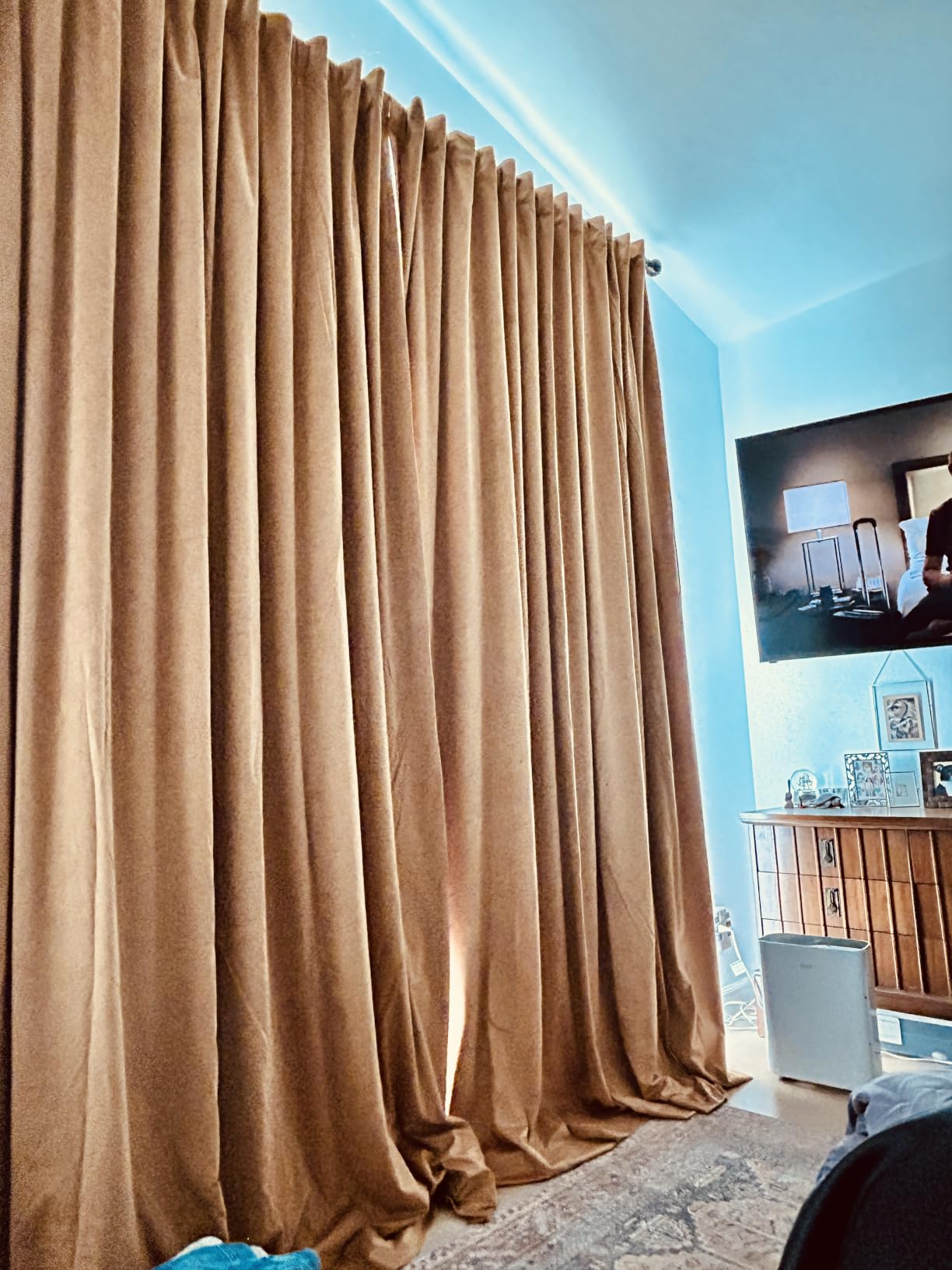HPD Half Price Drapes Signature Velvet Thermal Blackout Curtains for Living Room 96 Inch Long (1 Panel) Rod Pocket Insulated Blackout Curtains for Bedroom Window Curtains, 50W x 96L, Hunter Green customer photo 2