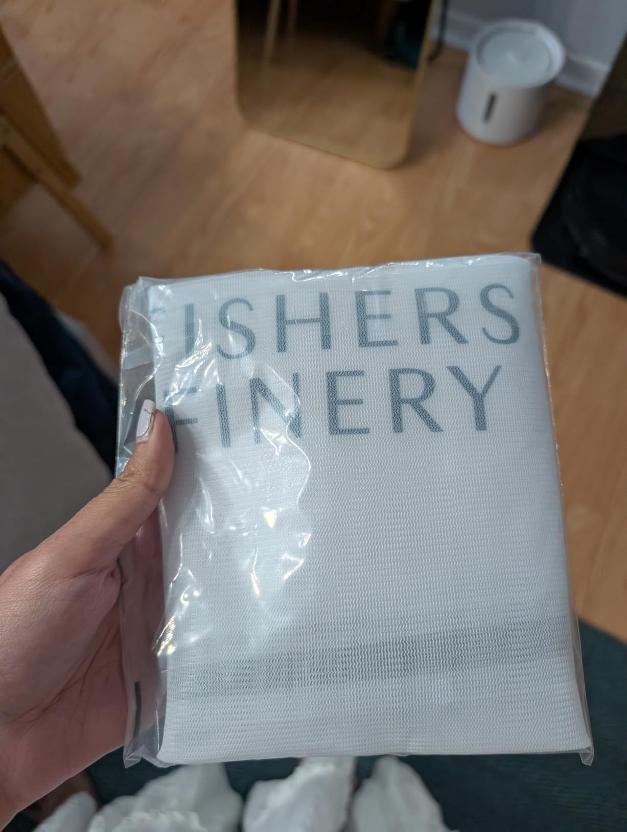 Fishers Finery 25mm 100% Pure Mulberry Silk Pillowcase (Taupe Queen) customer photo 1