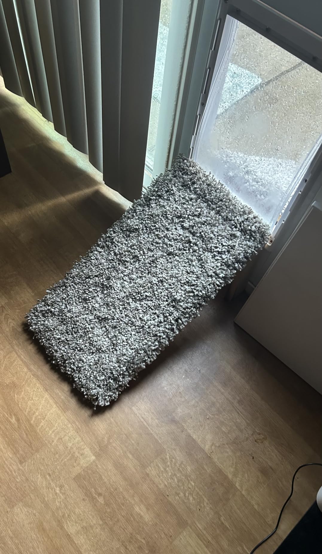 SAFAVIEH Milan Shag Collection Area Rug - 8' x 10', Ivory, Solid Design, Non-Shedding & Easy to Clean, Plush Thick Pile, Ideal for Living Room, Bedroom (SG180-1212) customer photo 1