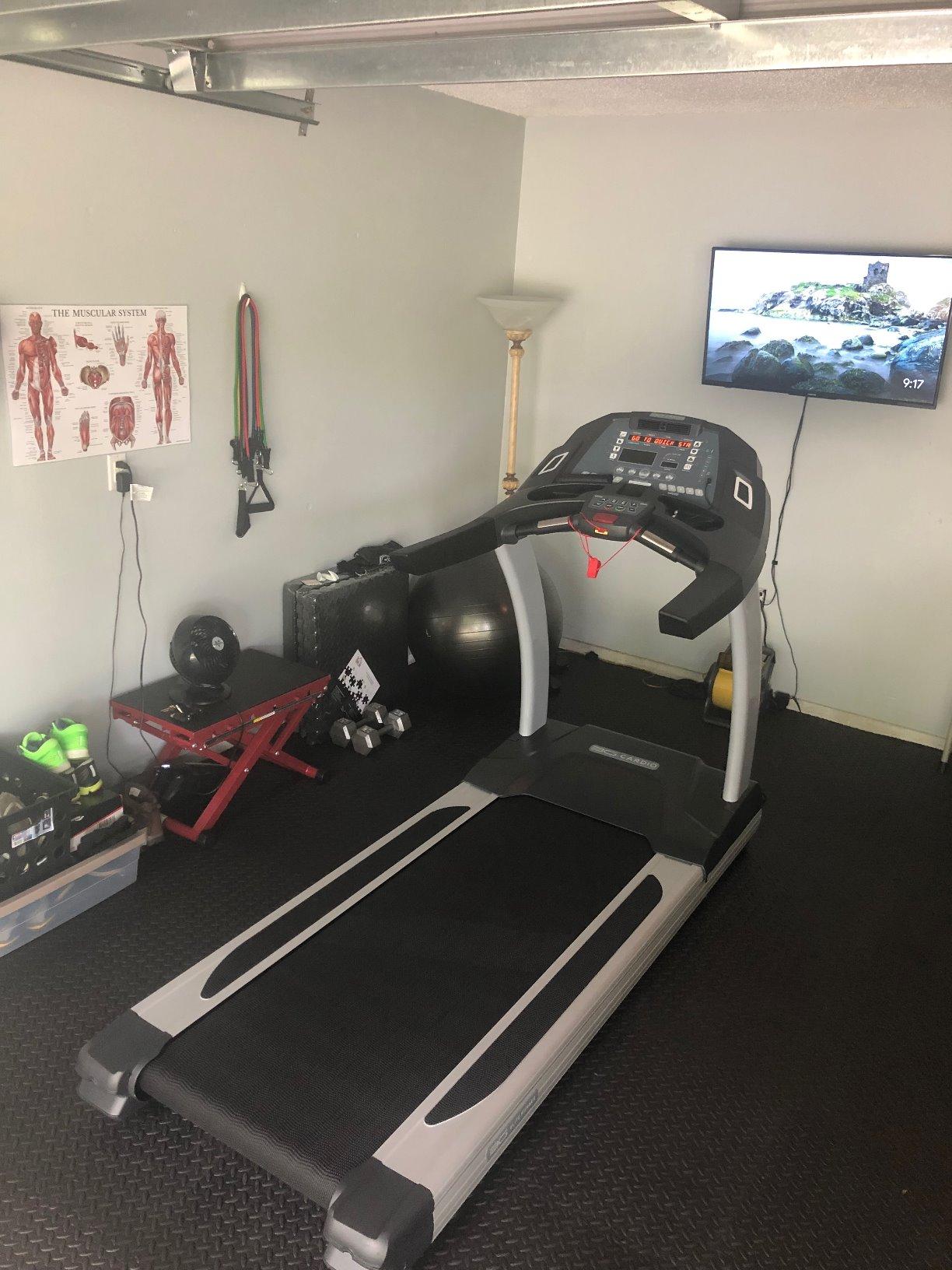 3G Cardio Elite Runner X Treadmill - Commercial Grade - FreeSync FTMS Bluetooth Connectivity - 4.0 HP - Large Ortho Flex Shock Suspension System Deck - Marathon Training - 400 lb Capacity customer photo 2