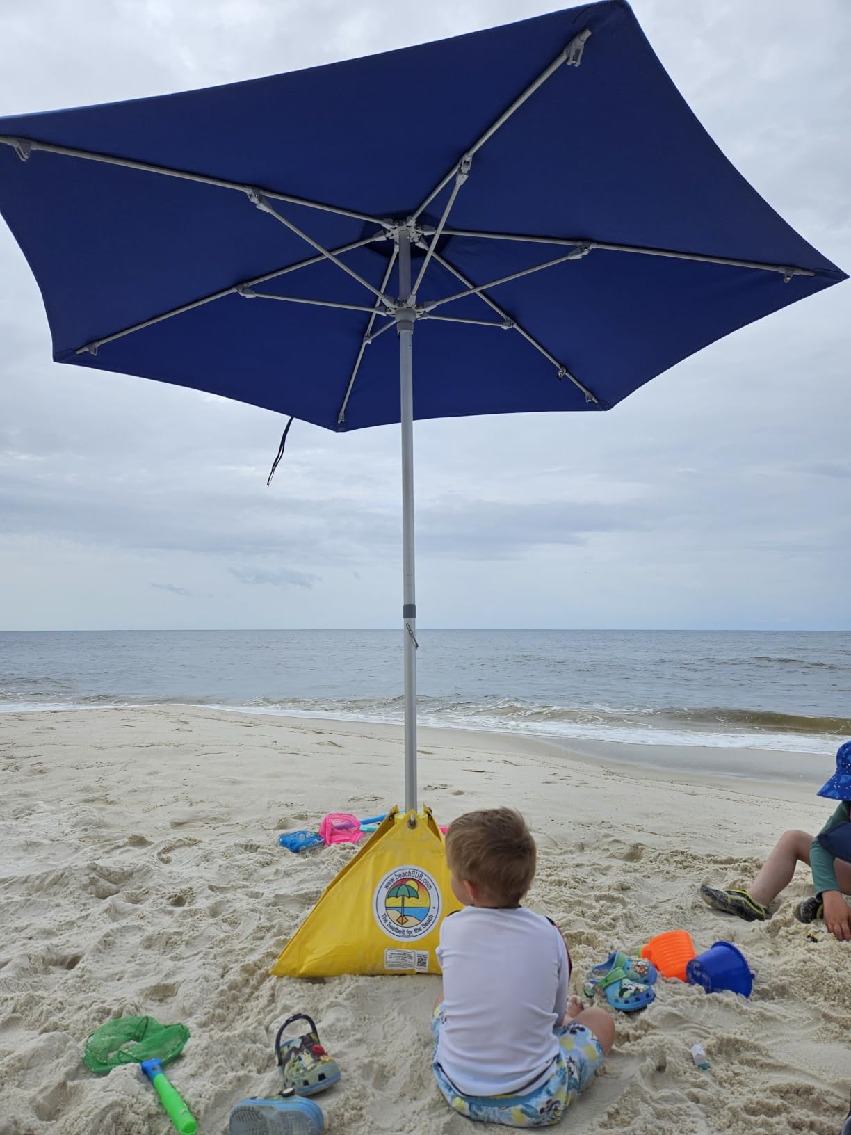 BEACHBUB ALL-IN-ONE BEACH UMBRELLA SYSTEM. Includes ULTRA Base (compliant with the ASTM F3681-24 Beach Umbrella Safety Standard). (Deep Ocean Blue) customer photo 2