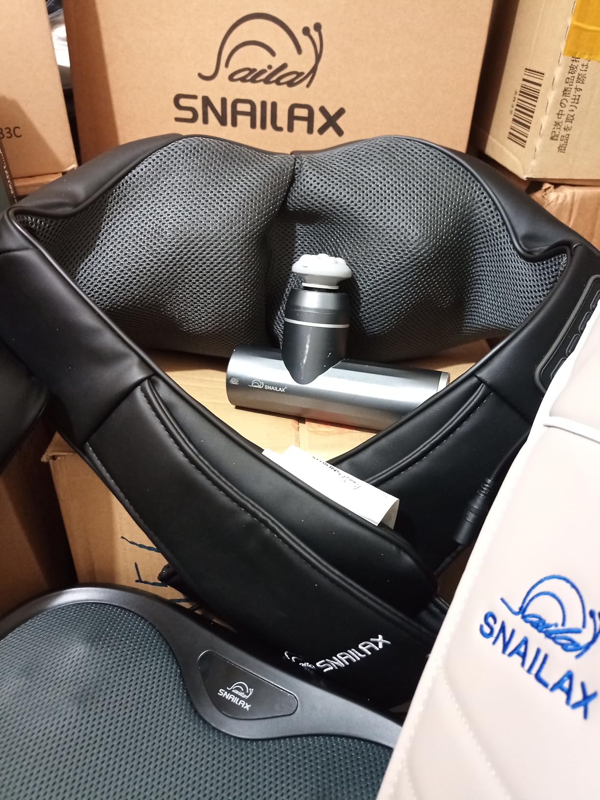 Snailax Shiatsu Neck & Shoulder Massager with Heat, Deep Tissue Kneading Back Massager for Pain Relief, Massage Pillow for Neck, Shoulders, Upper Lower Back, Legs Gift for Men Women(Not Cordless) customer photo 1