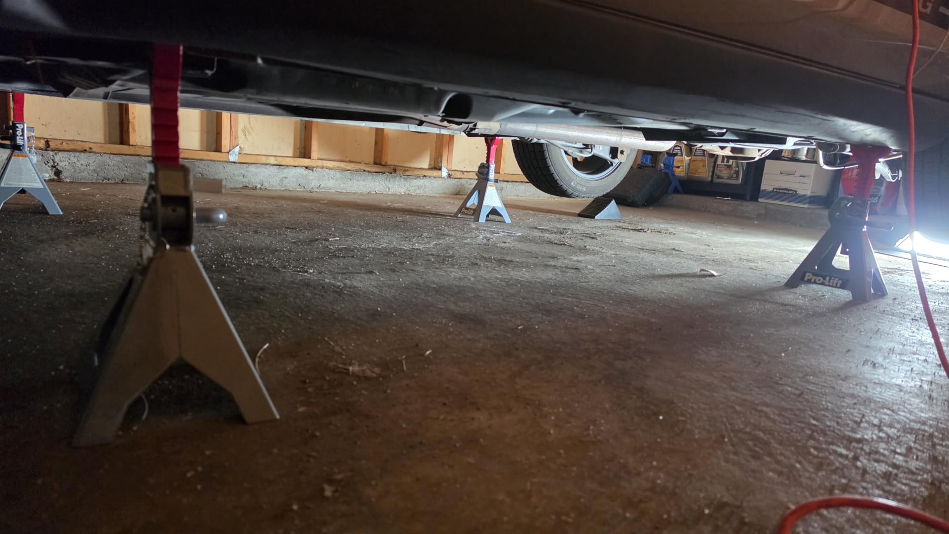 Pro-LifT T-6903D Double Pin Jack Stands - 3 Ton customer photo 2