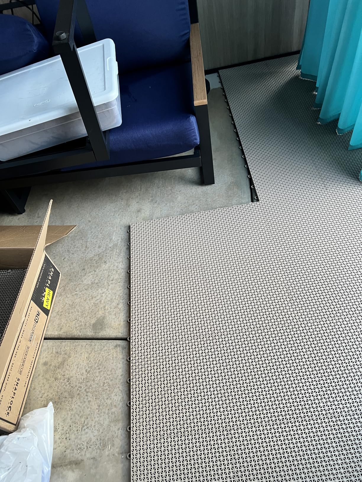 Big Floors DuraGrid Deck Tiles, Interlocking Outdoor Tiles for Patio, Self-Draining, UV-Resistant, Water-Resistant Modular Flooring, Easy Install, 40 Pack, Beige customer photo 1