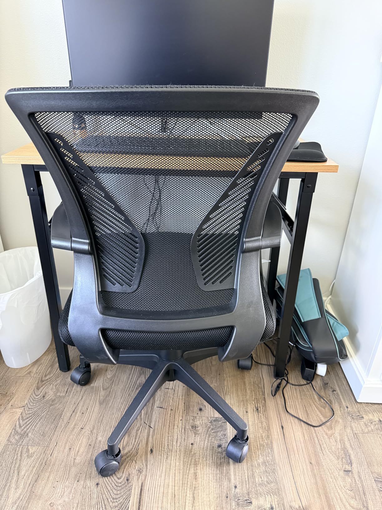 Furmax Office Chair Ergonomic Computer Desk Mesh Chair Mid Back Swivel Lumbar Support with Armrest (1, Black) customer photo 1